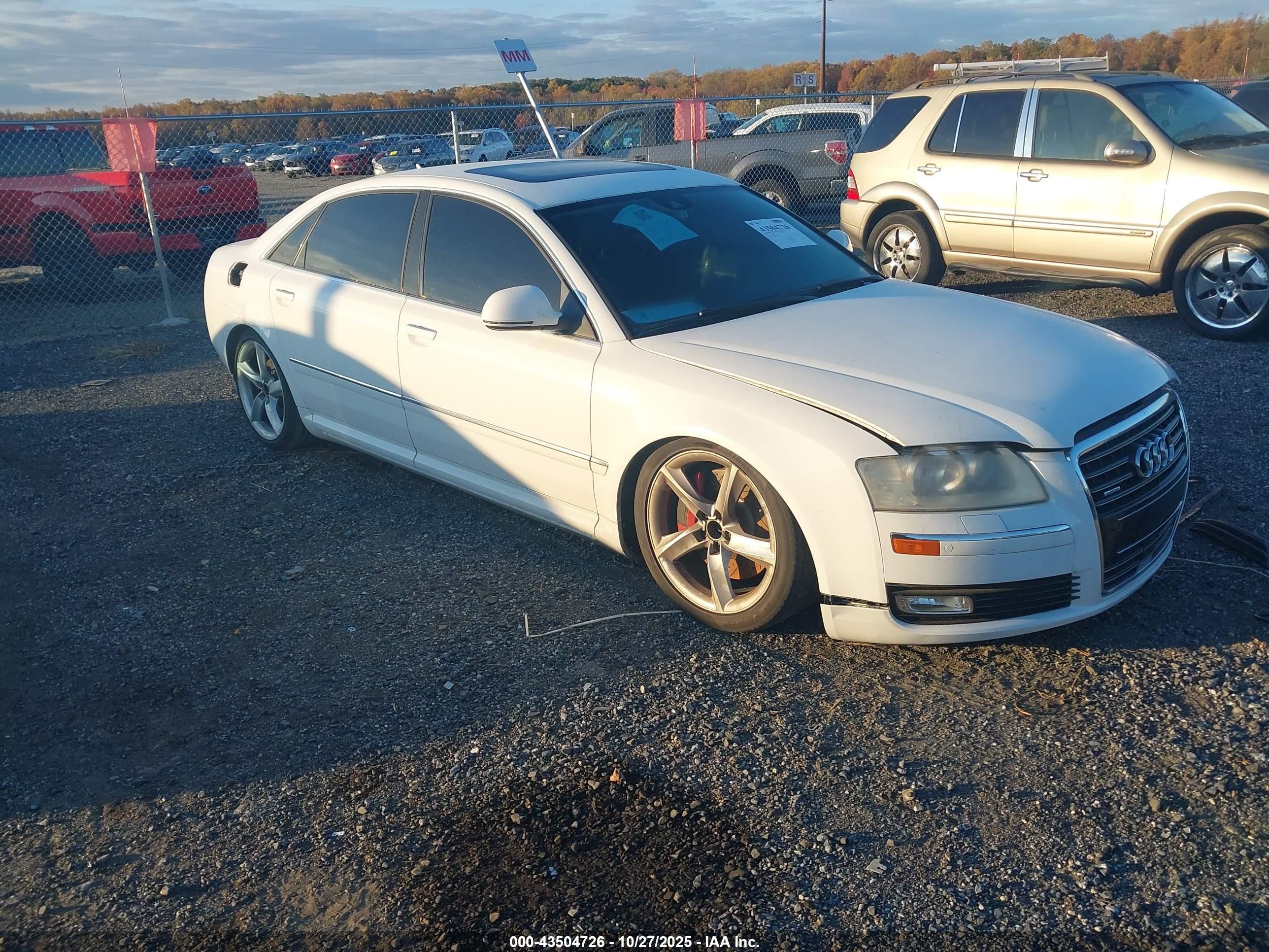 2009 Audi A8 4.2L, VIN WAUMV94E89N008132 — Зад