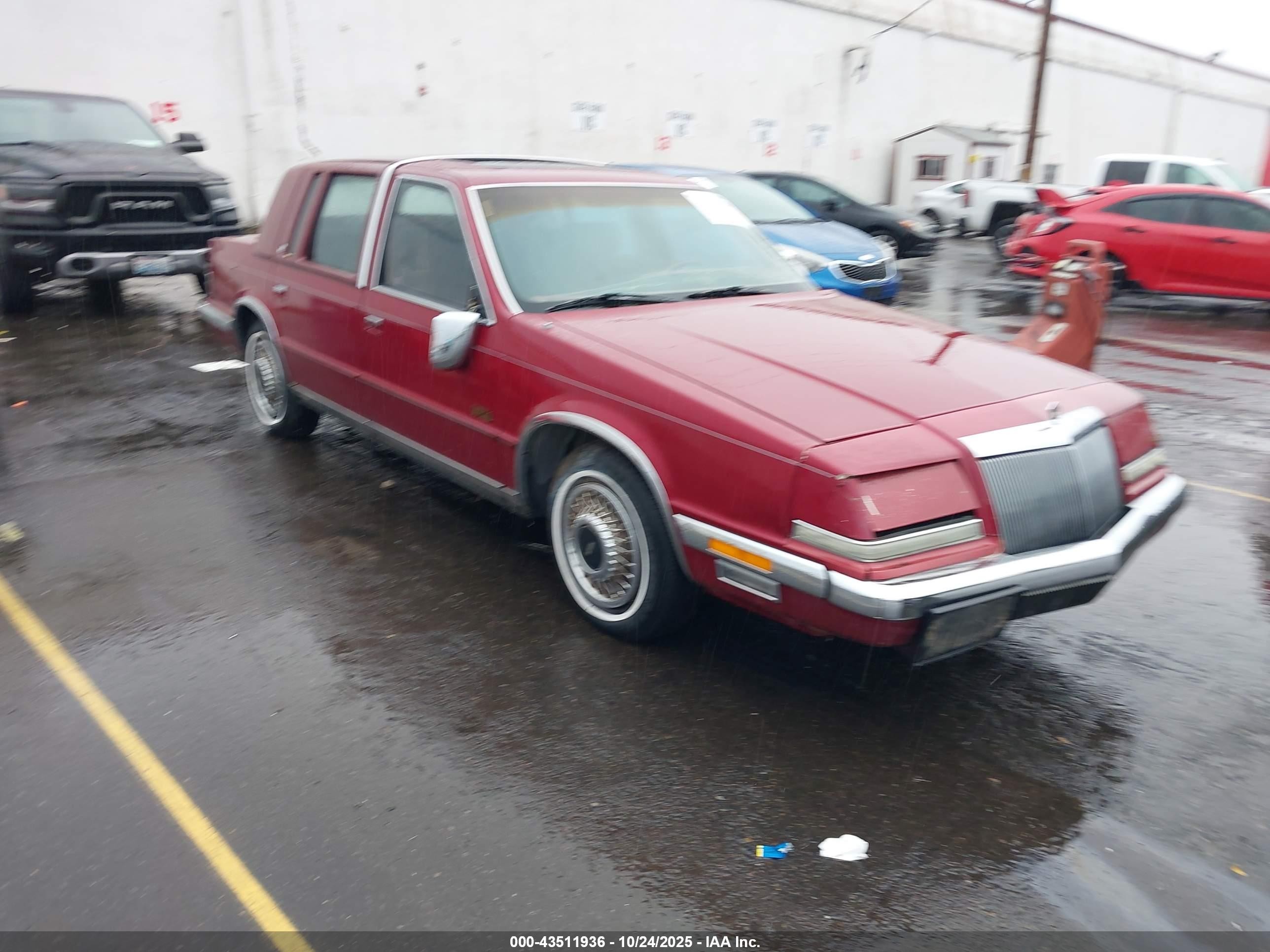 1992 Chrysler IMPERIAL, VIN 1C3XV56L2ND743116 — Normal wear
