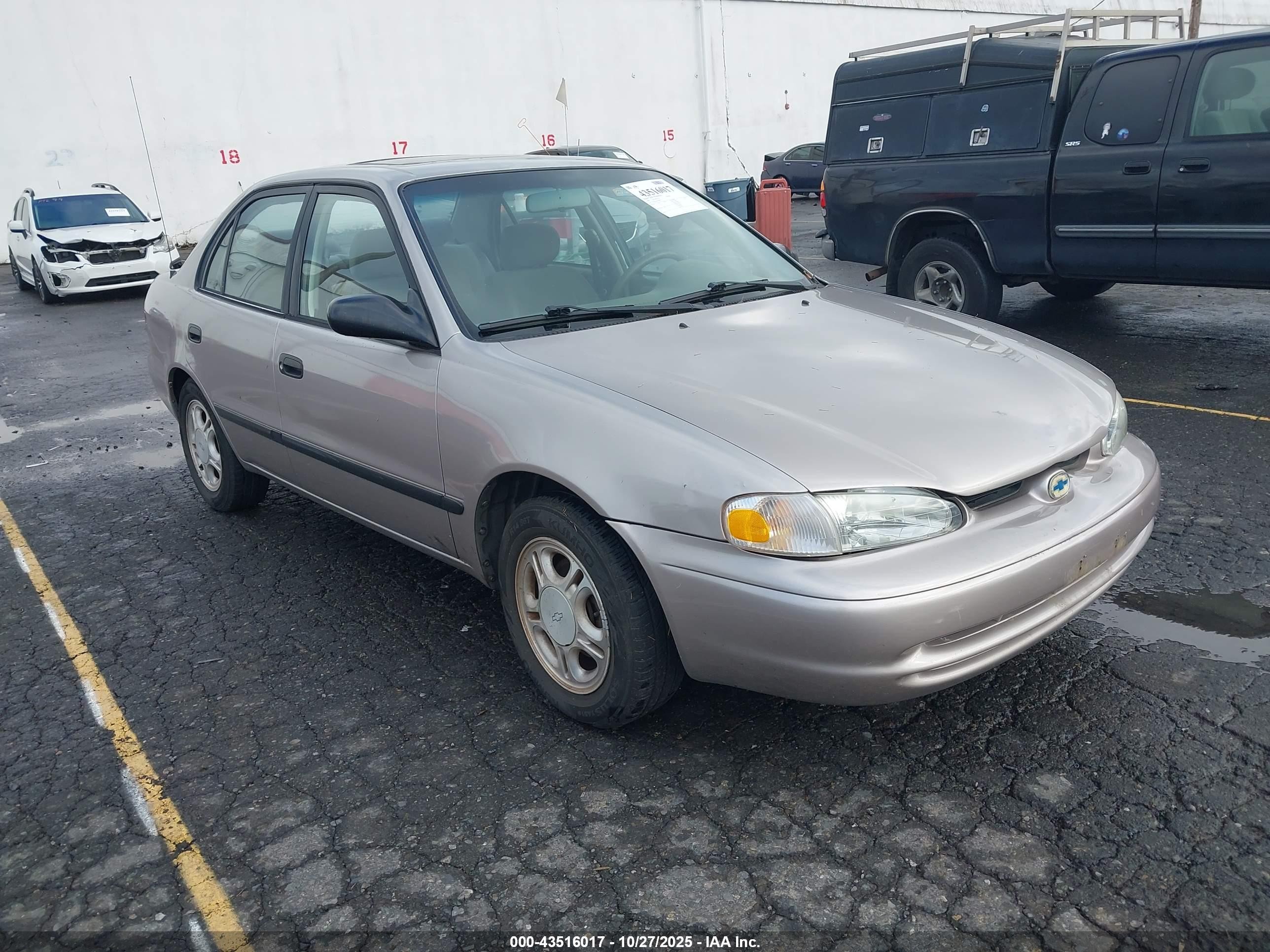 1998 Chevrolet Prizm Lsi, VIN 1Y1SK5280WZ408002 — Front end