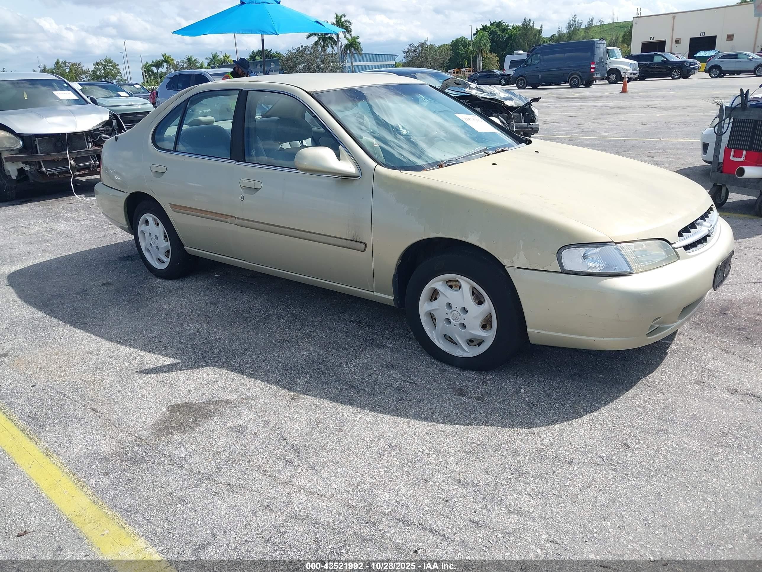 1999 Nissan Altima XE, VIN 1N4DL01D4XC137905 — Mechanical