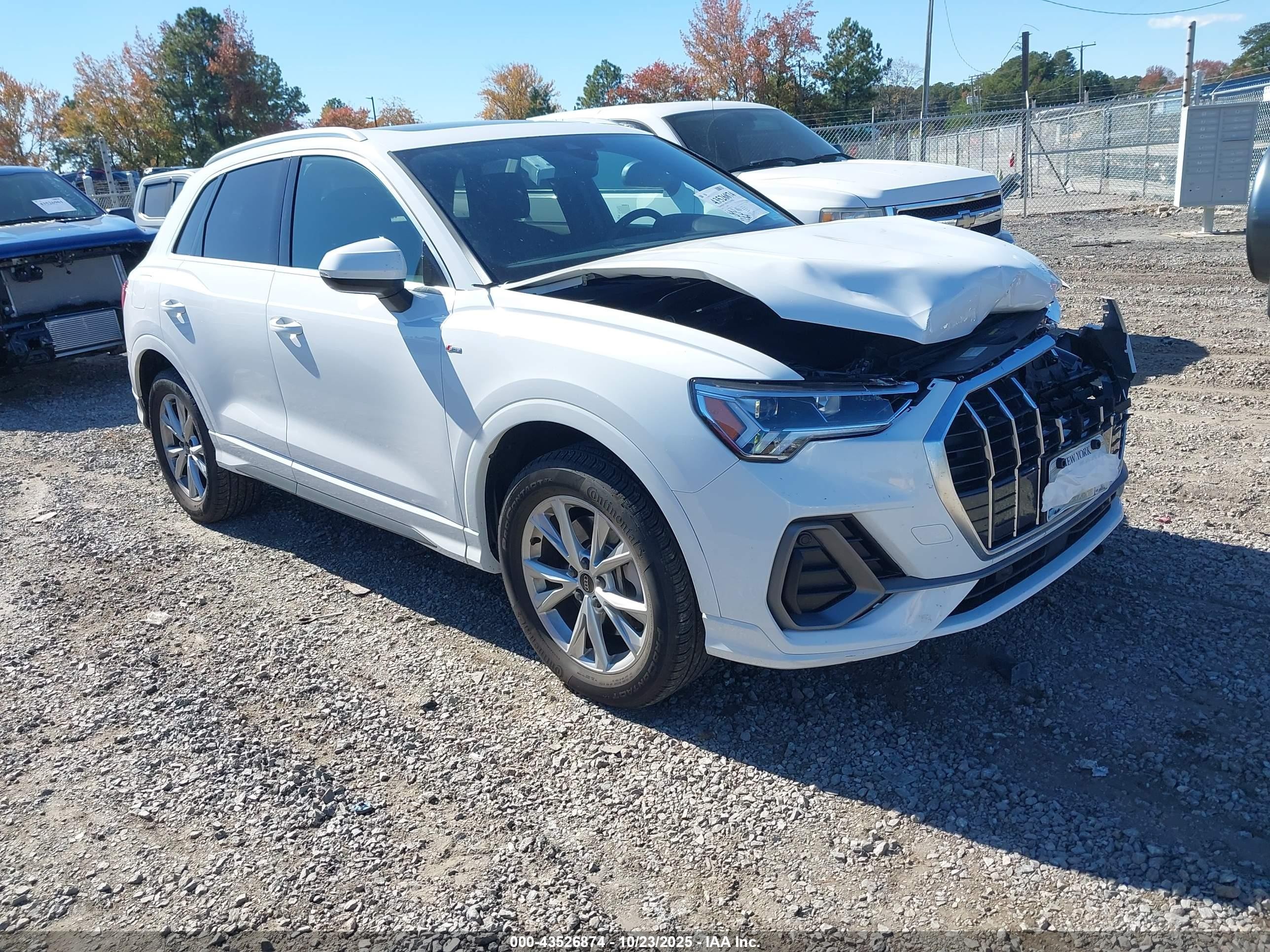 2025 Audi Q3 S line Premium, VIN WA1DECF38S1012703 — Перед