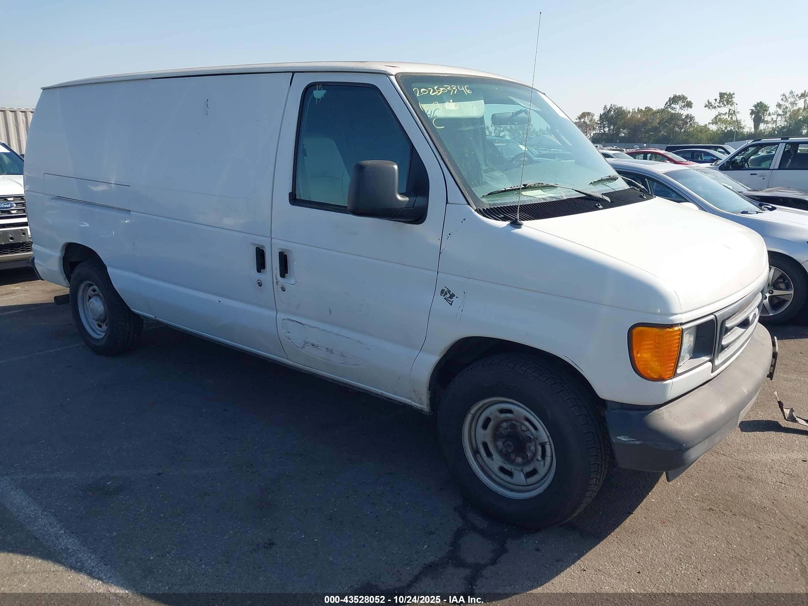 2005 Ford E-150, VIN 1FTRE14L65HA20281 — После угона