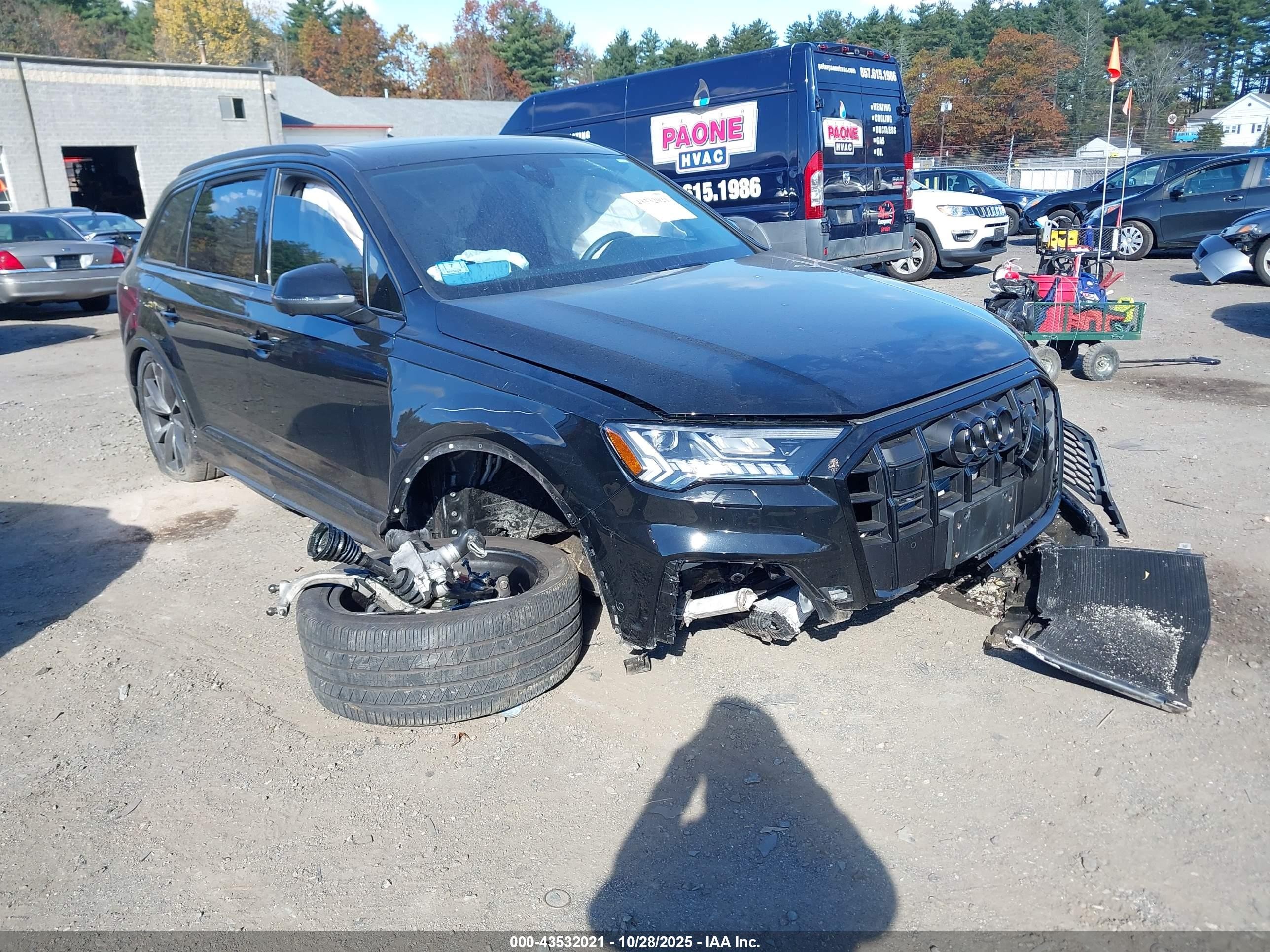 2023 Audi SQ7 Prestige, VIN WA1VWBF76PD021744 — Front end