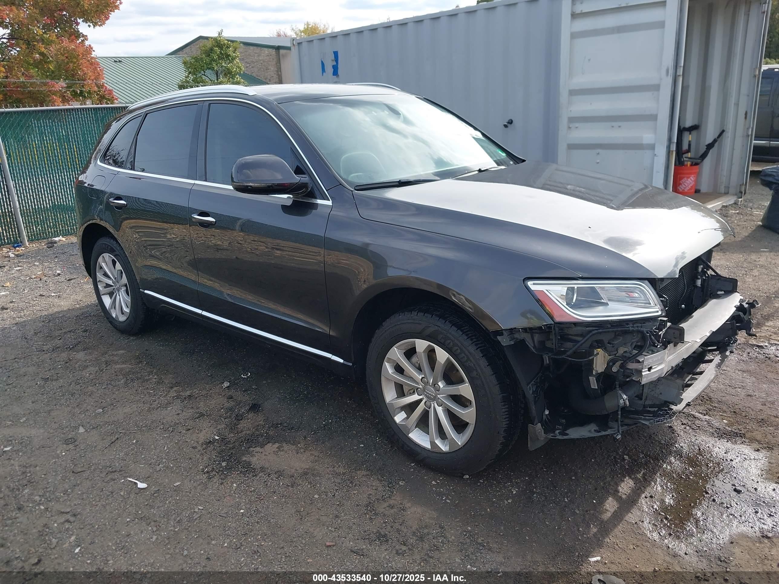 2016 Audi Q5 Premium, VIN WA1C2AFP0GA040126 — Front end