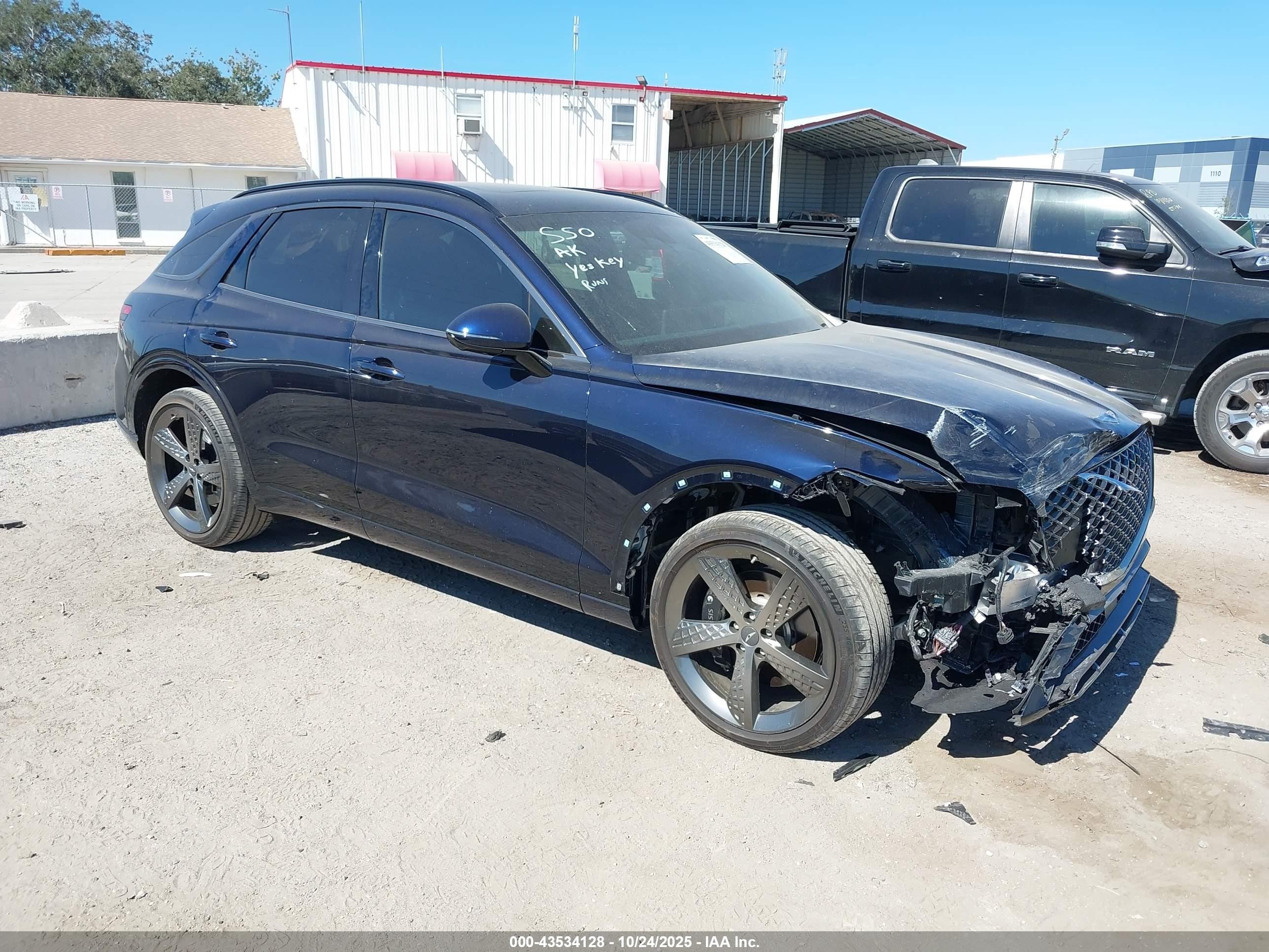 2023 Genesis GV70 2.5T, VIN KMUMADTB1PU121235 — Front end