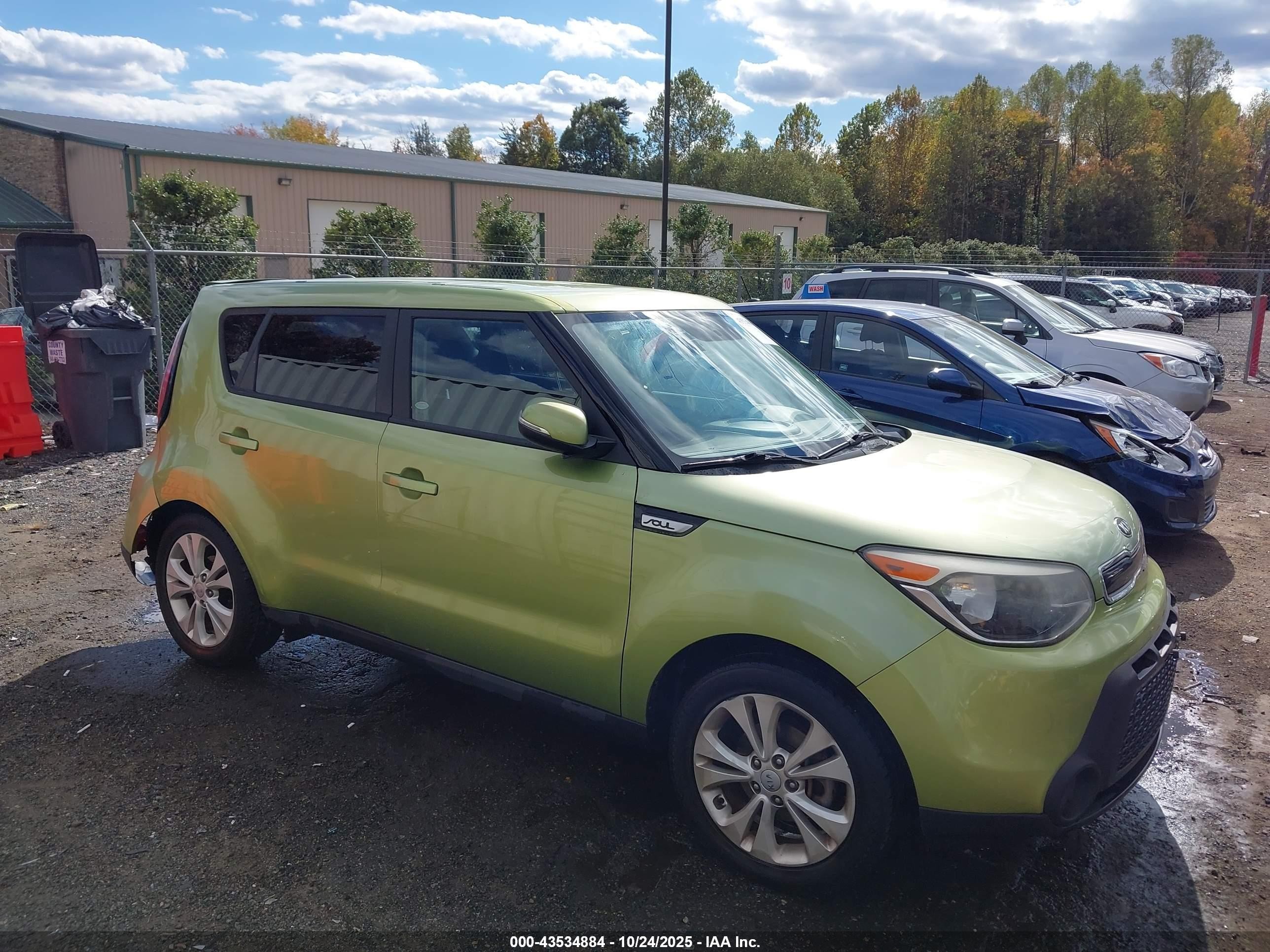 2014 Kia Soul +, VIN KNDJP3A59E7712582 — Rear end