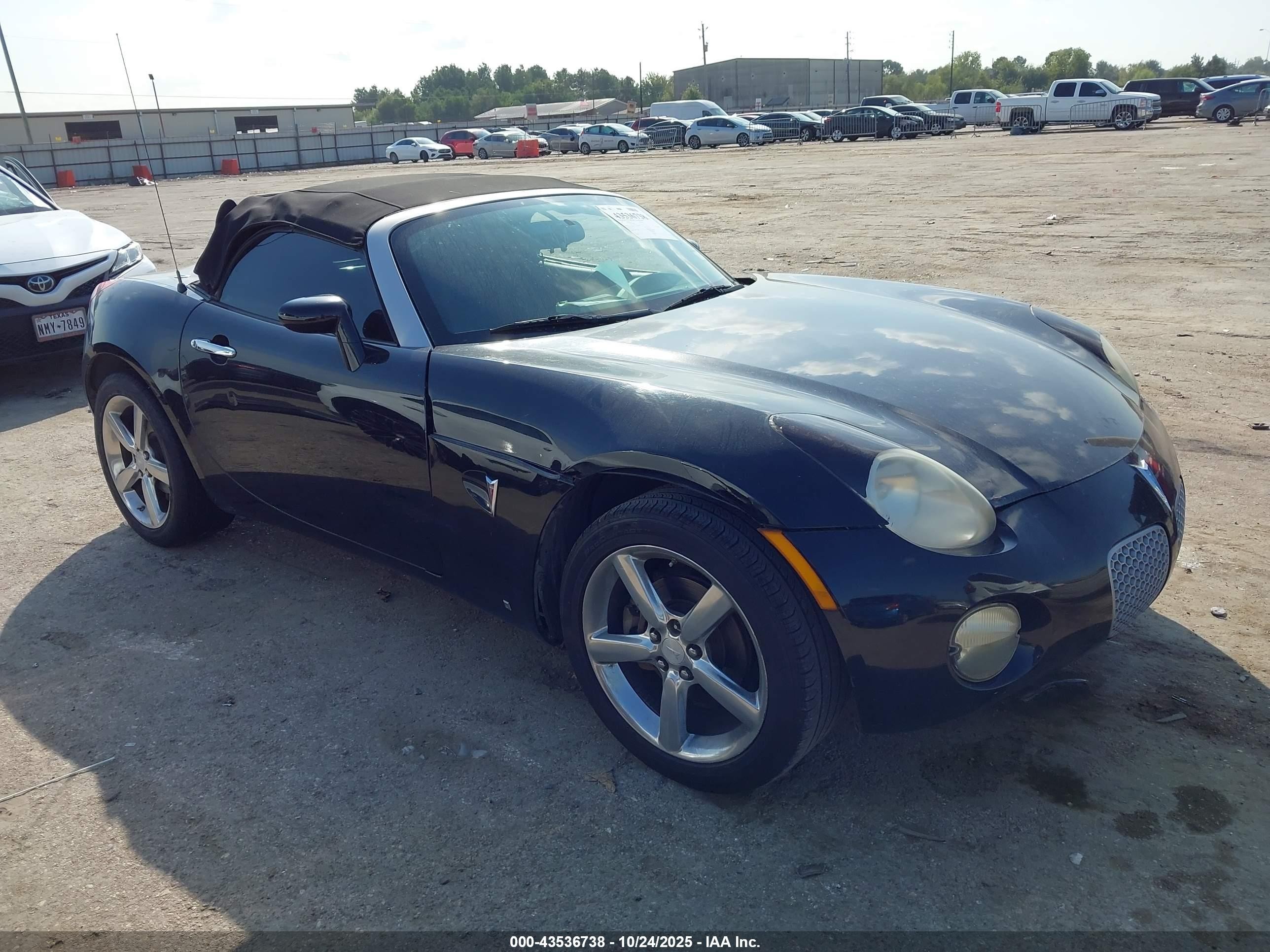 2009 Pontiac Solstice, VIN 1G2MC35B89Y100452 — Rear end