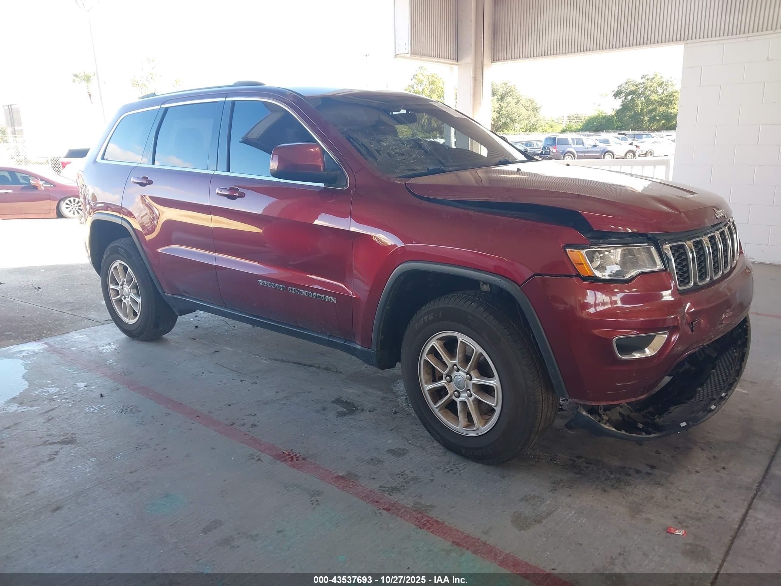 2020 Jeep Grand Cherokee North, VIN 1C4RJFAG1LC180577 — Front end