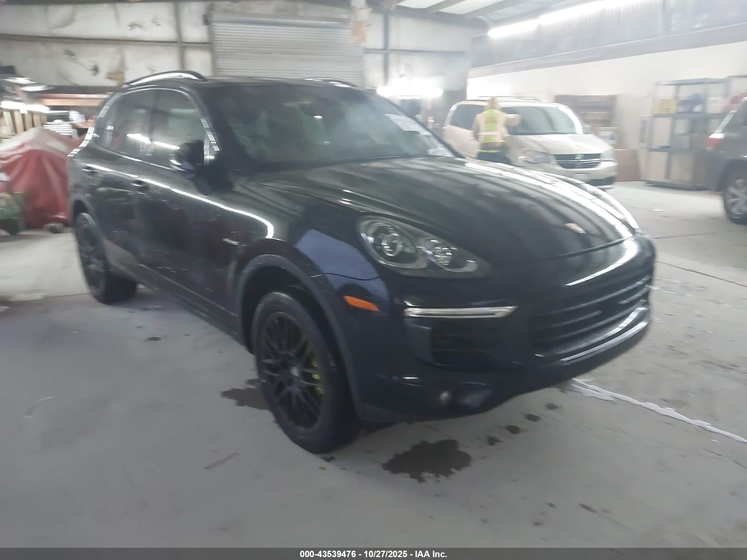 2016 Porsche Cayenne S E-Hybrid, VIN WP1AE2A24GLA17473 — Fresh water flood