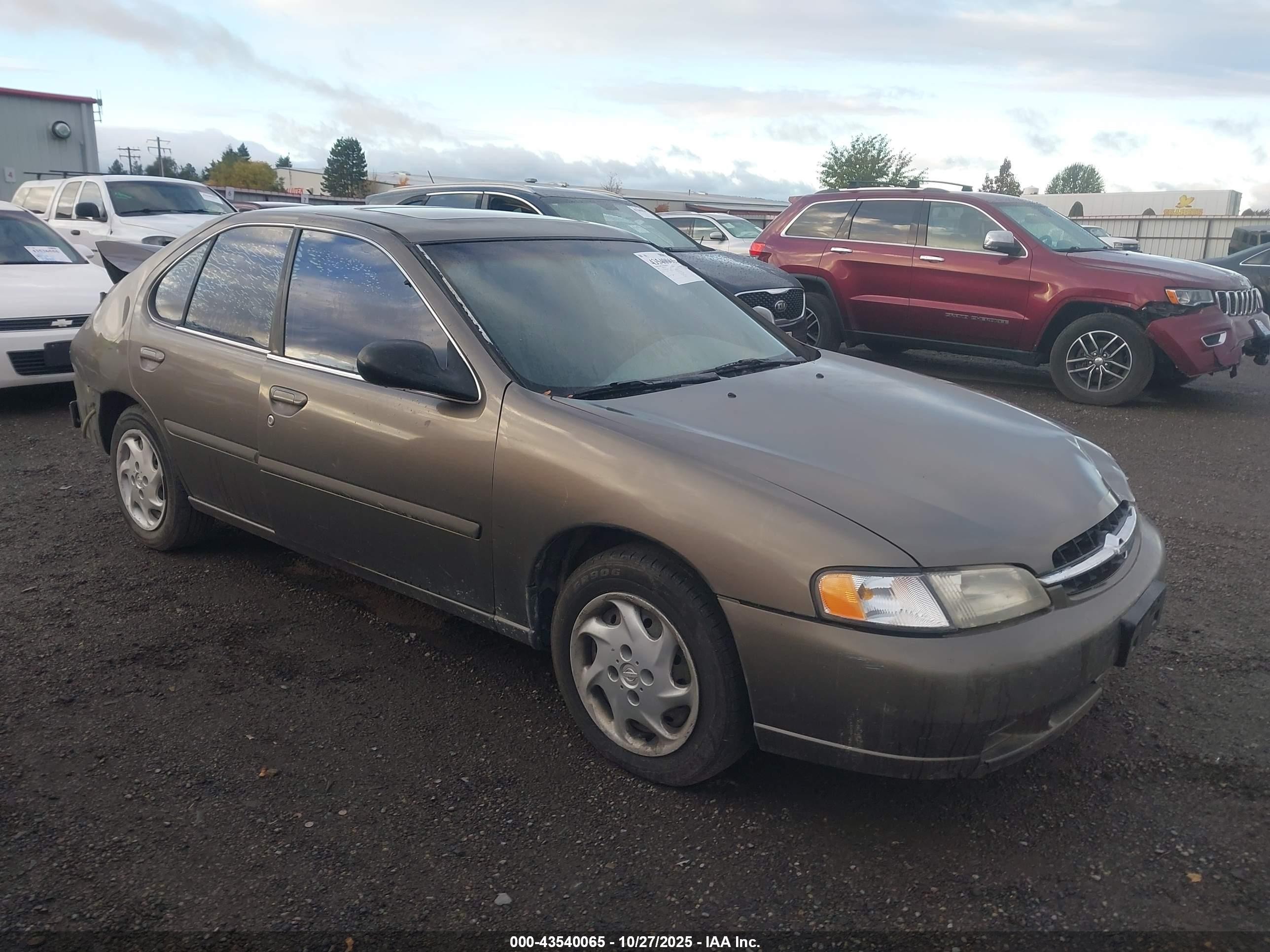 1999 Nissan Altima XE, VIN 1N4DL01D4XC201862 — All over