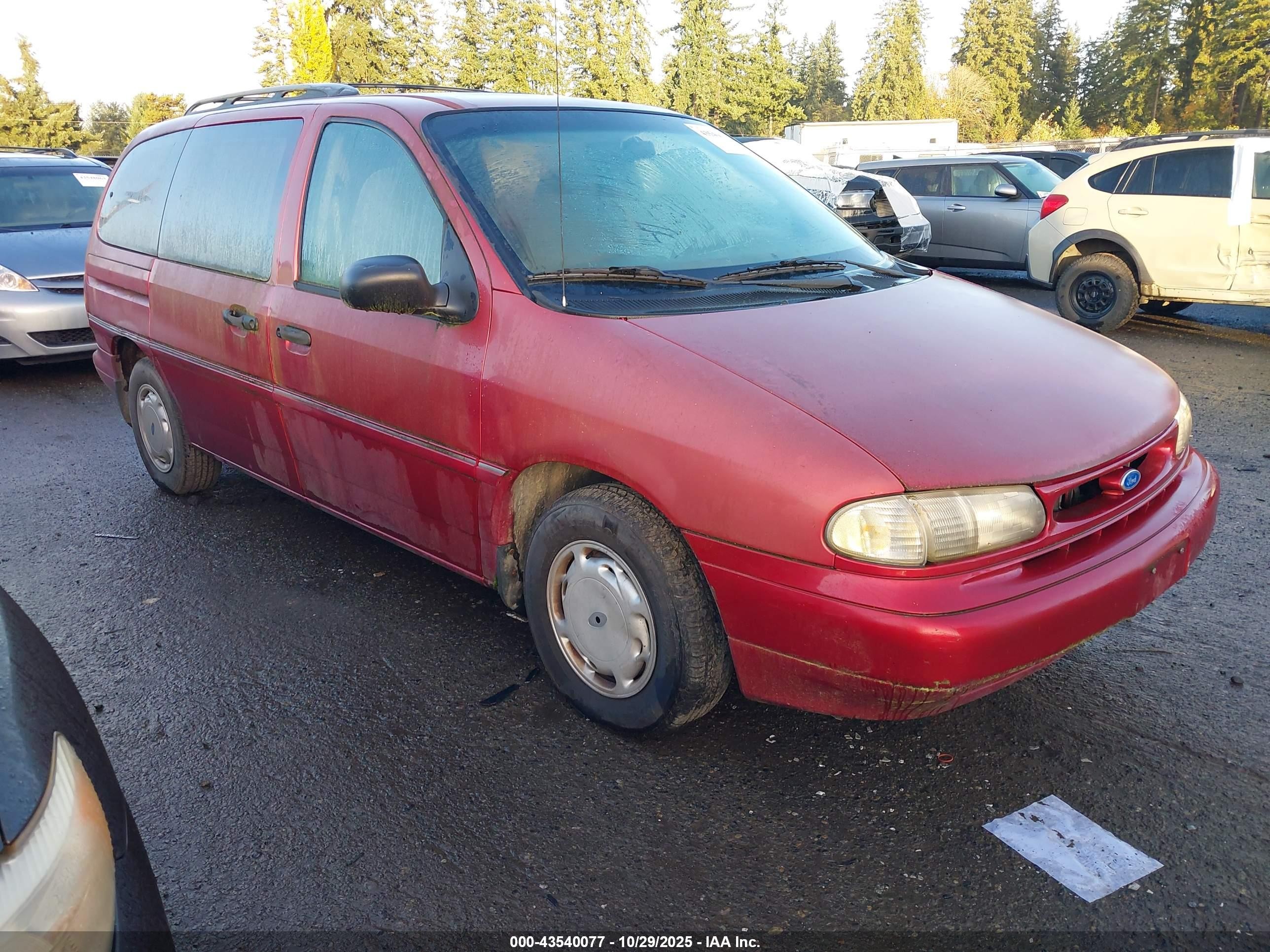 1995 Ford Windstar GL, VIN 2FMDA5142SBD30488 — Rear end