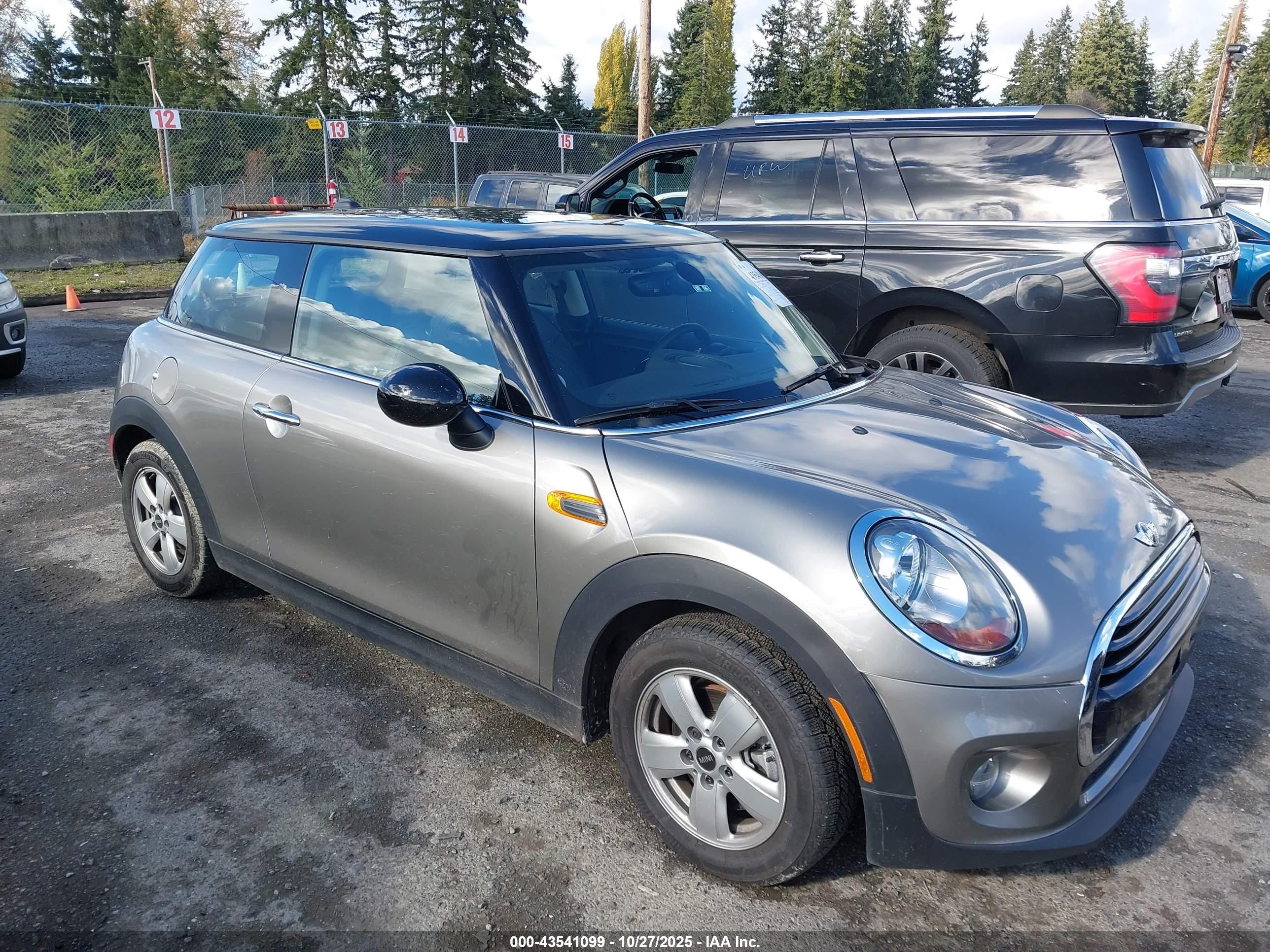 2016 MINI Hardtop, VIN WMWXP5C57G3B77233 — Biohazard / chemical