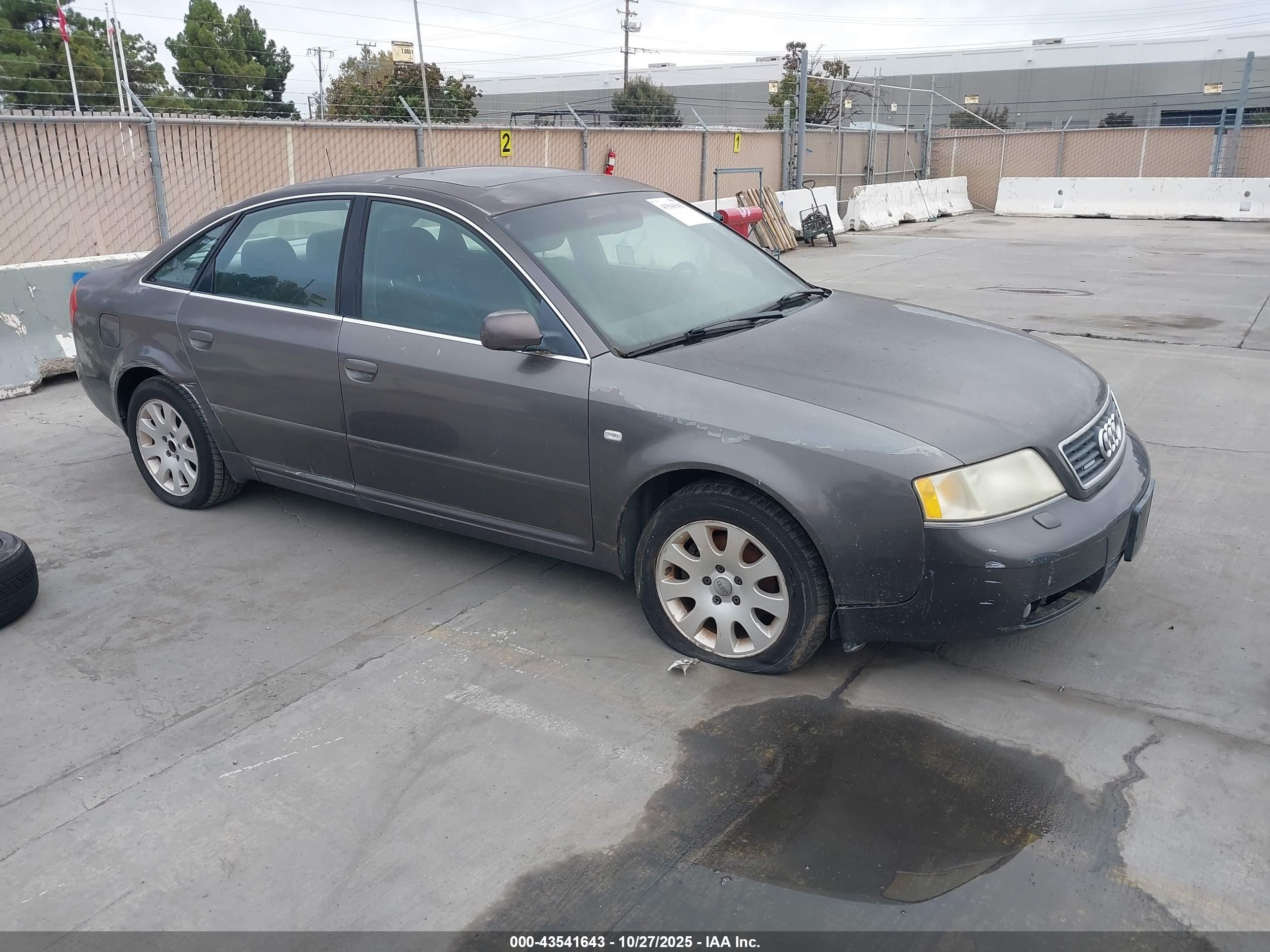 1998 Audi A6, VIN WAUBA24B6WN054201 — Side