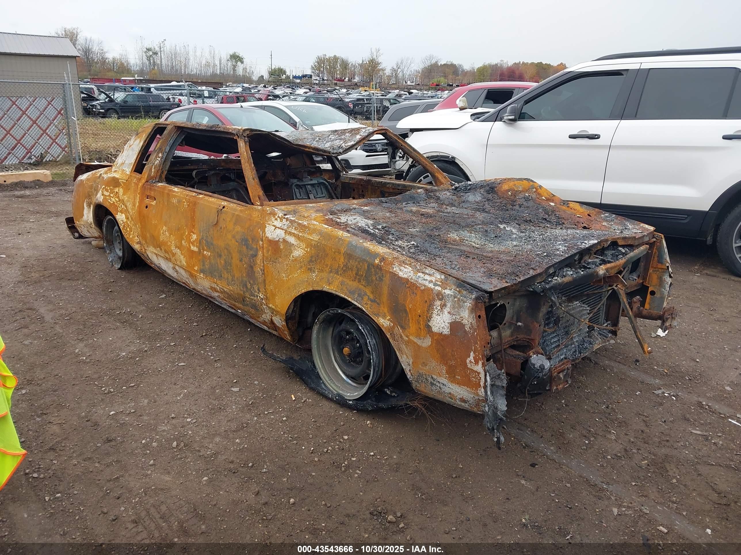 1987 Buick Regal, VIN 1G4GJ1171HP455743 — Пожар