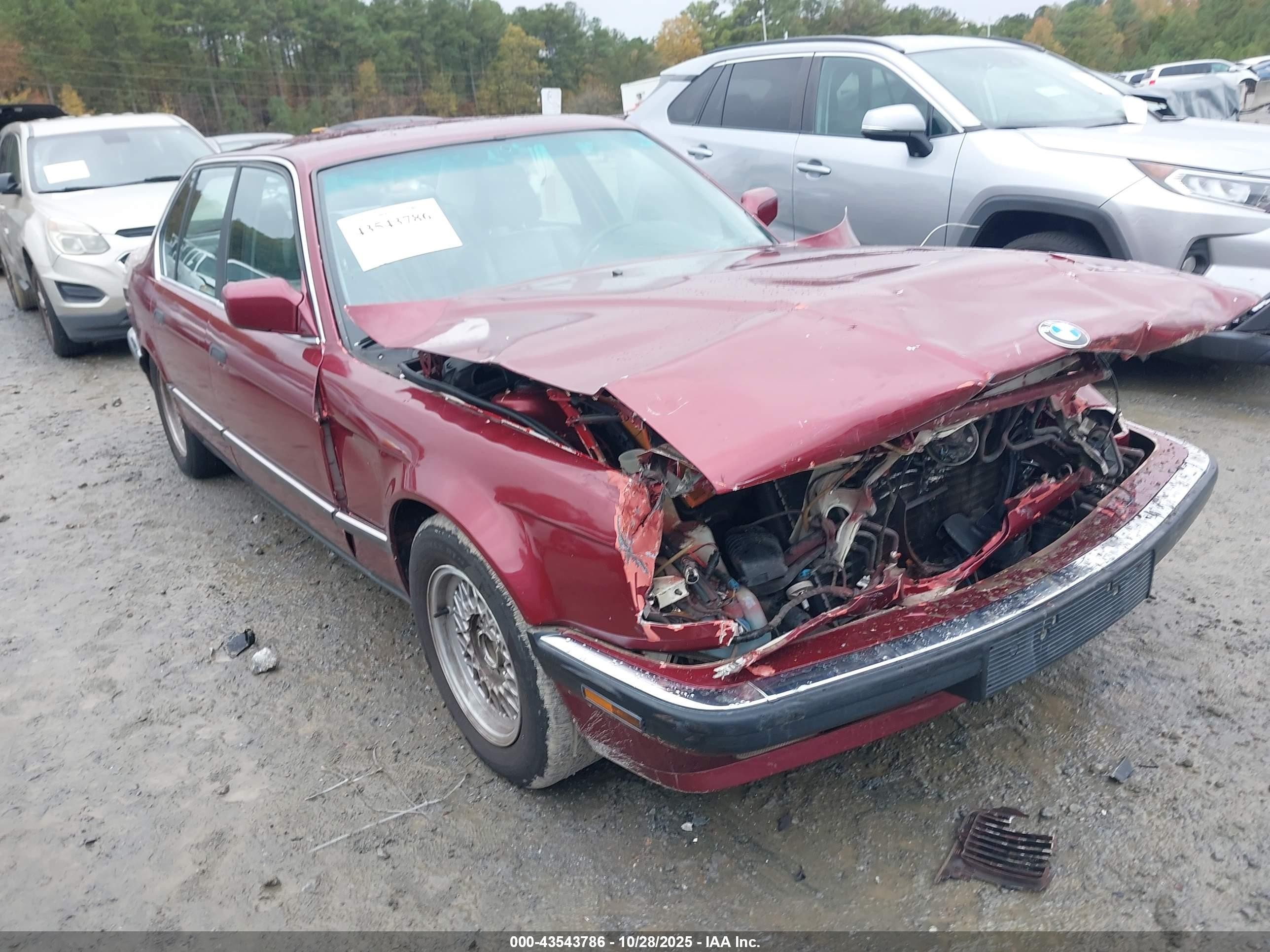 1990 BMW 7 Series, VIN WBAGB4312LDB65971 — Front end