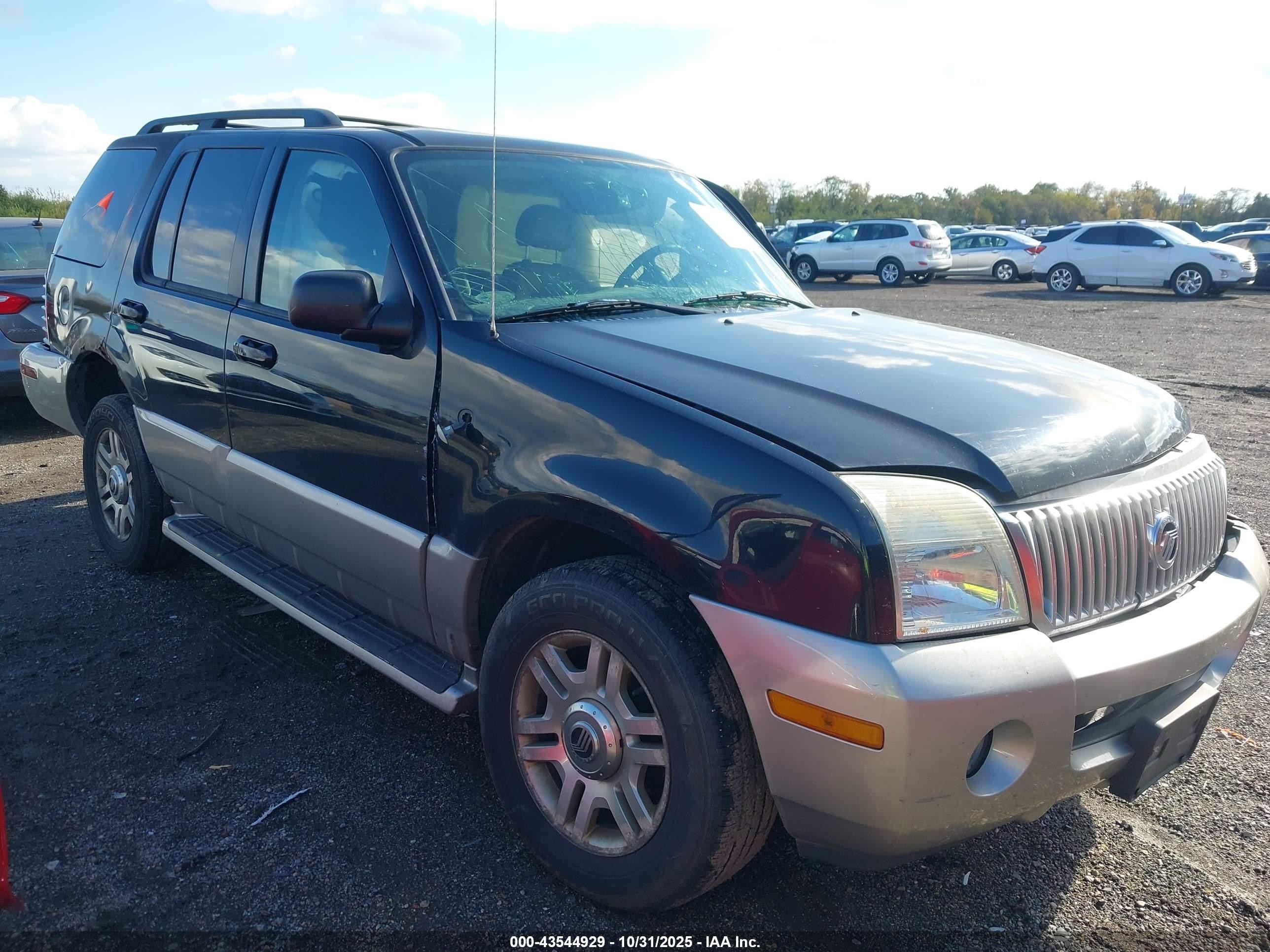 2003 Mercury Mountaineer Convenience, VIN 4M2DU86W43UJ10704 — Перед