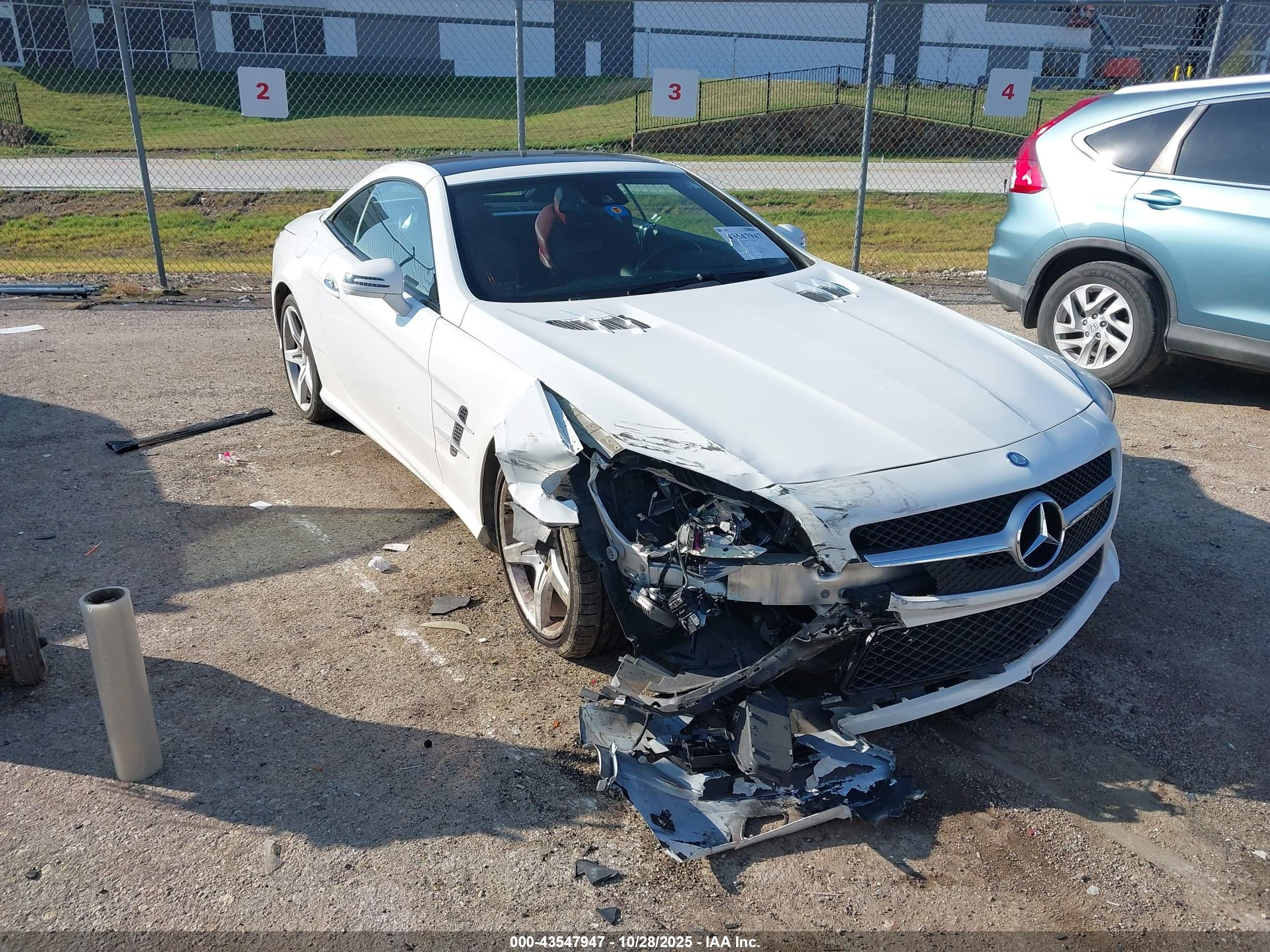 2015 Mercedes-Benz SL 400, VIN WDDJK6FA5FF033847 — Front end
