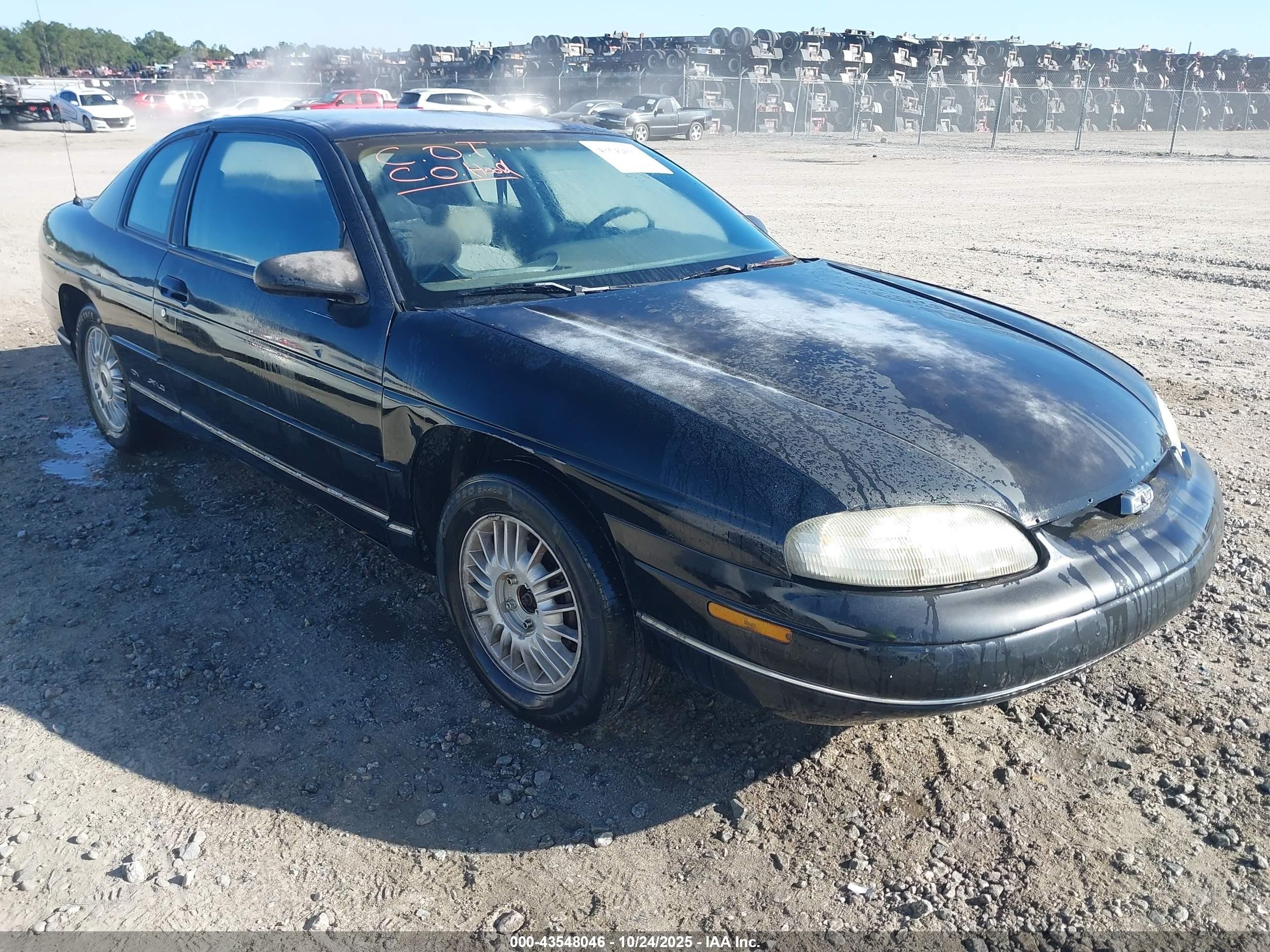 1995 Chevrolet Monte Carlo LS, VIN 2G1WW12M7S9149408 — Front end