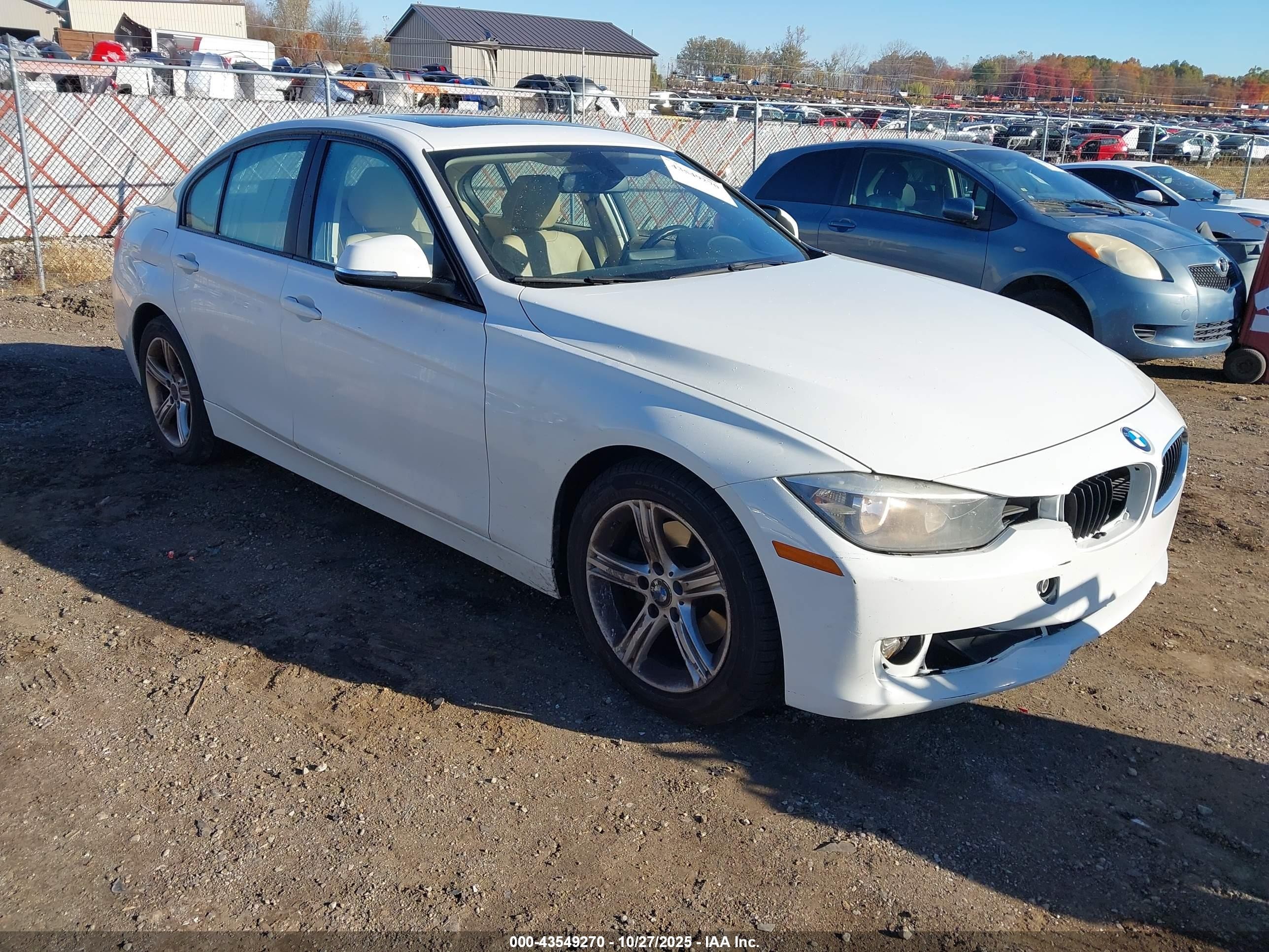2013 BMW 3 Series 328i xDrive, VIN WBA3B3C51DF530686 — Front end