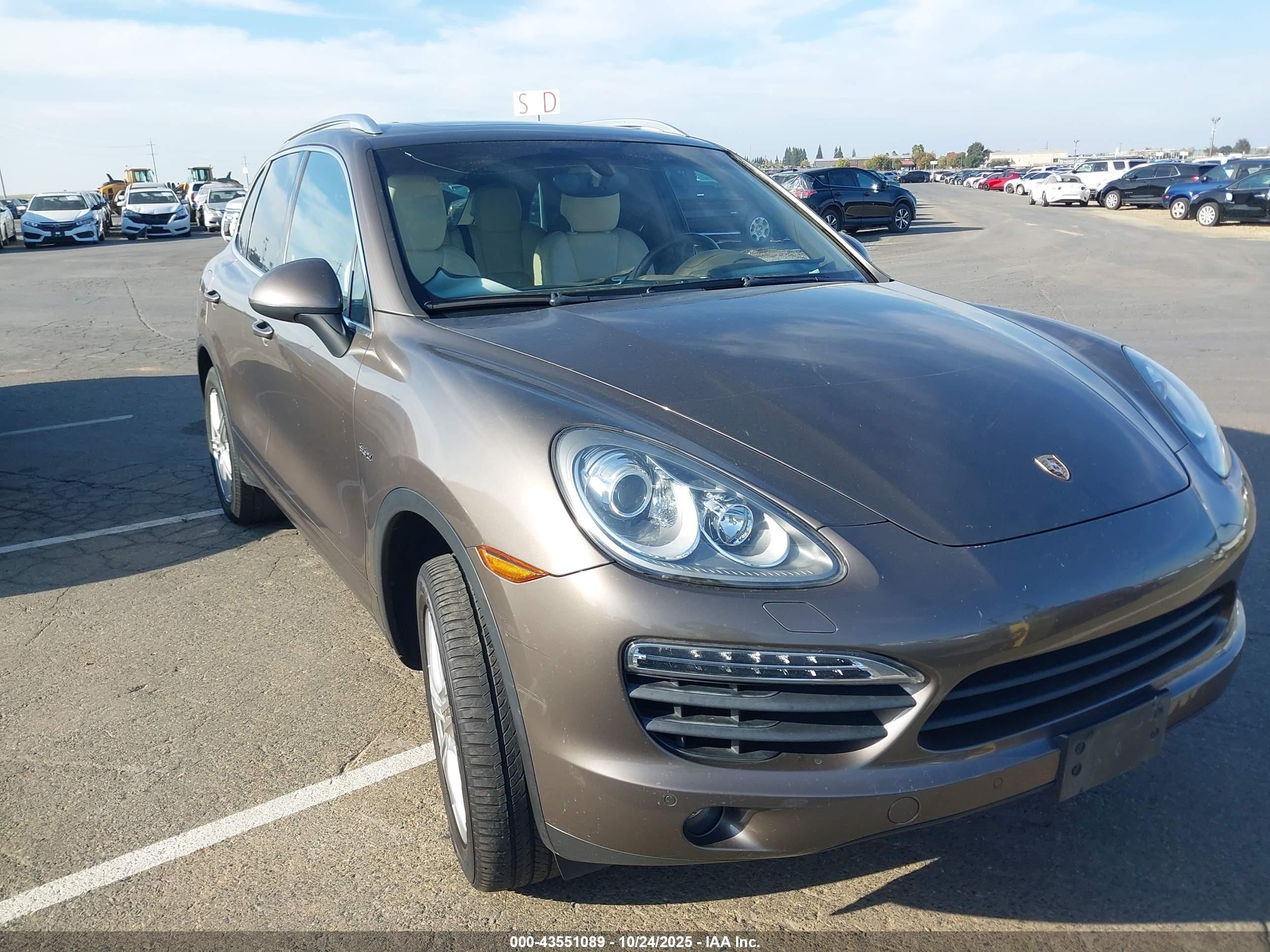 2012 Porsche Cayenne S Hybrid, VIN WP1AE2A26CLA91164 — Repossession
