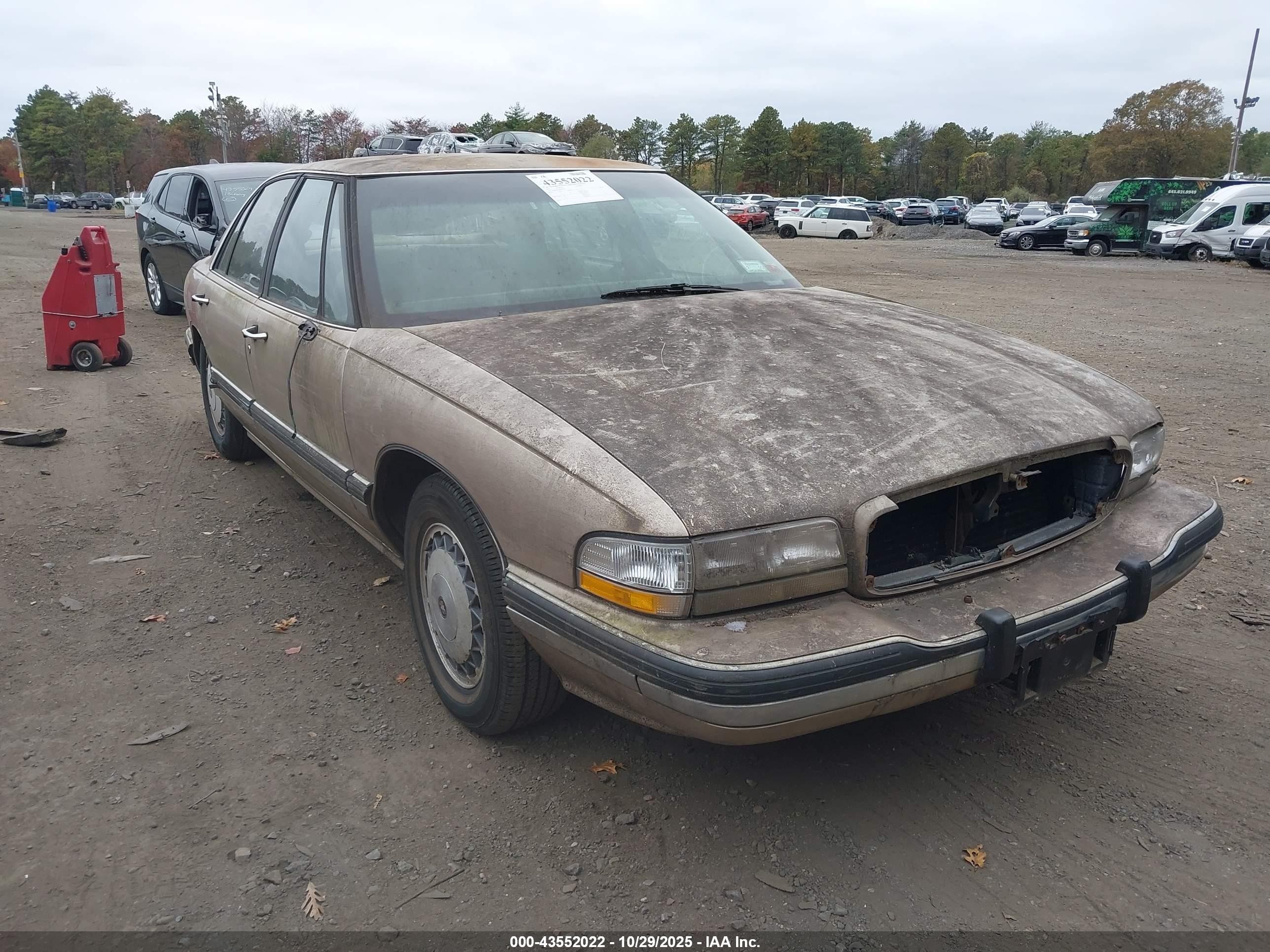 1995 Buick LeSabre Limited, VIN 1G4HR52L0SH421830 — Перед