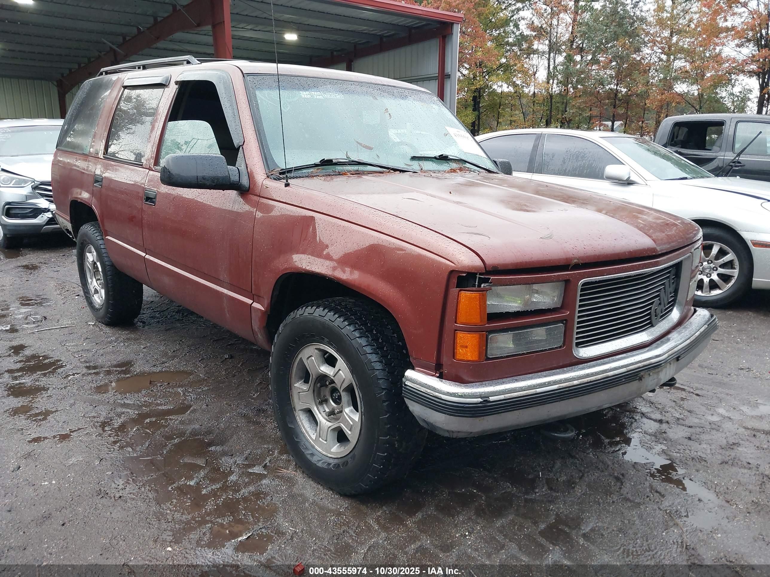1999 GMC Denali, VIN 1GKEK13R9XR506548 — Front end