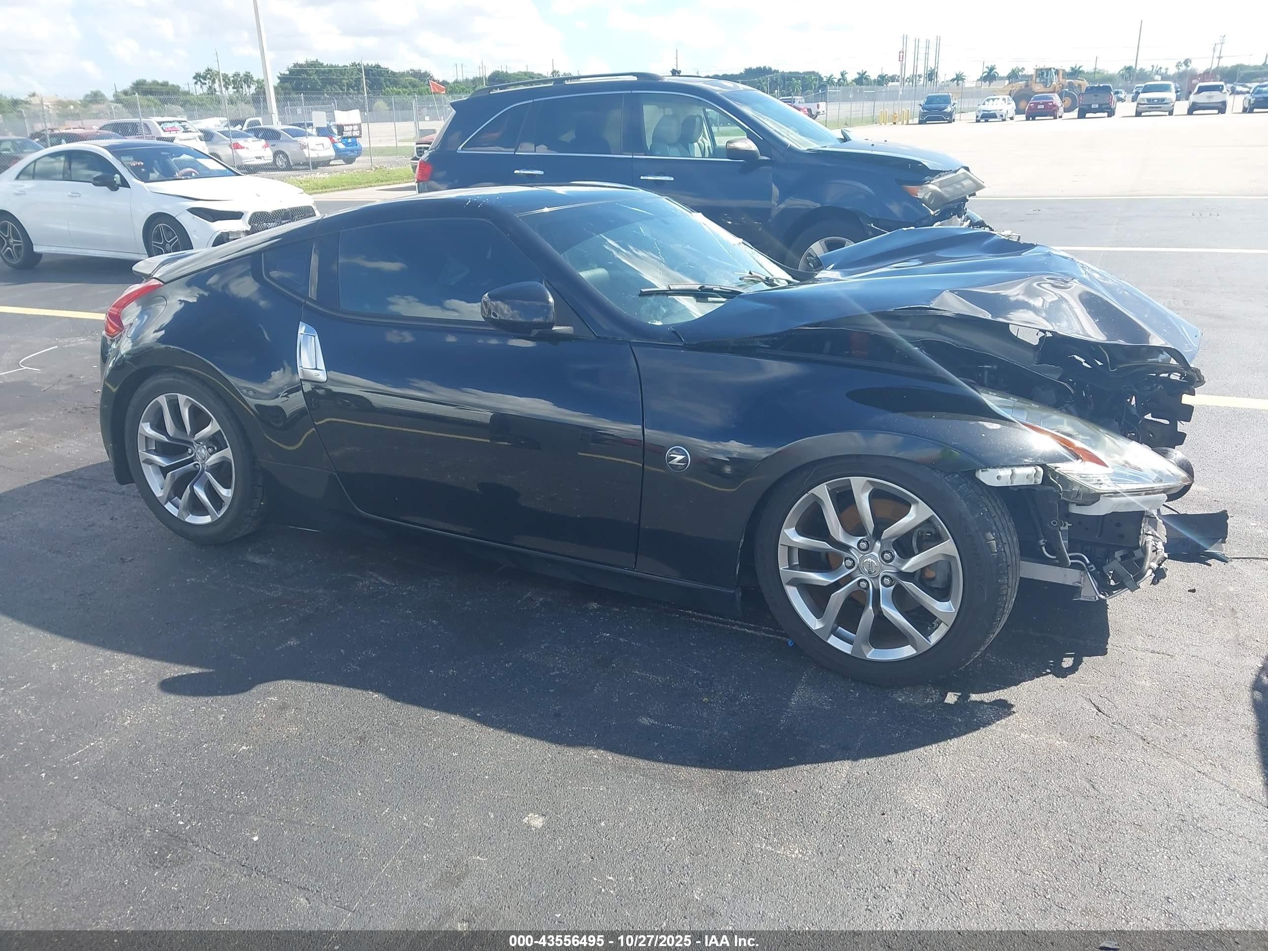 2013 Nissan 370Z, VIN JN1AZ4EH3DM380629 — Front end
