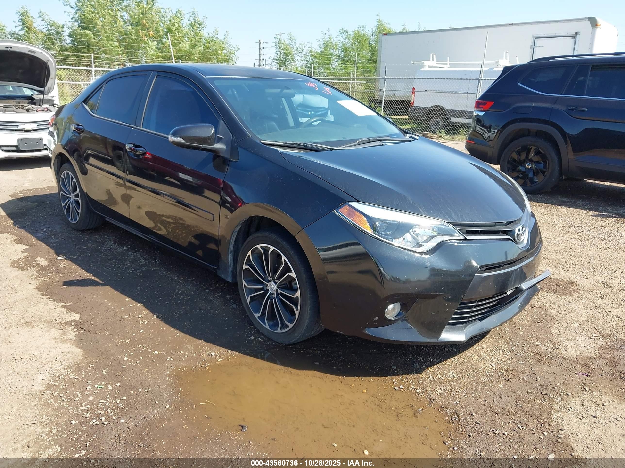 2016 Toyota Corolla S Premium, VIN 5YFBURHE5GP516582 — Rear end