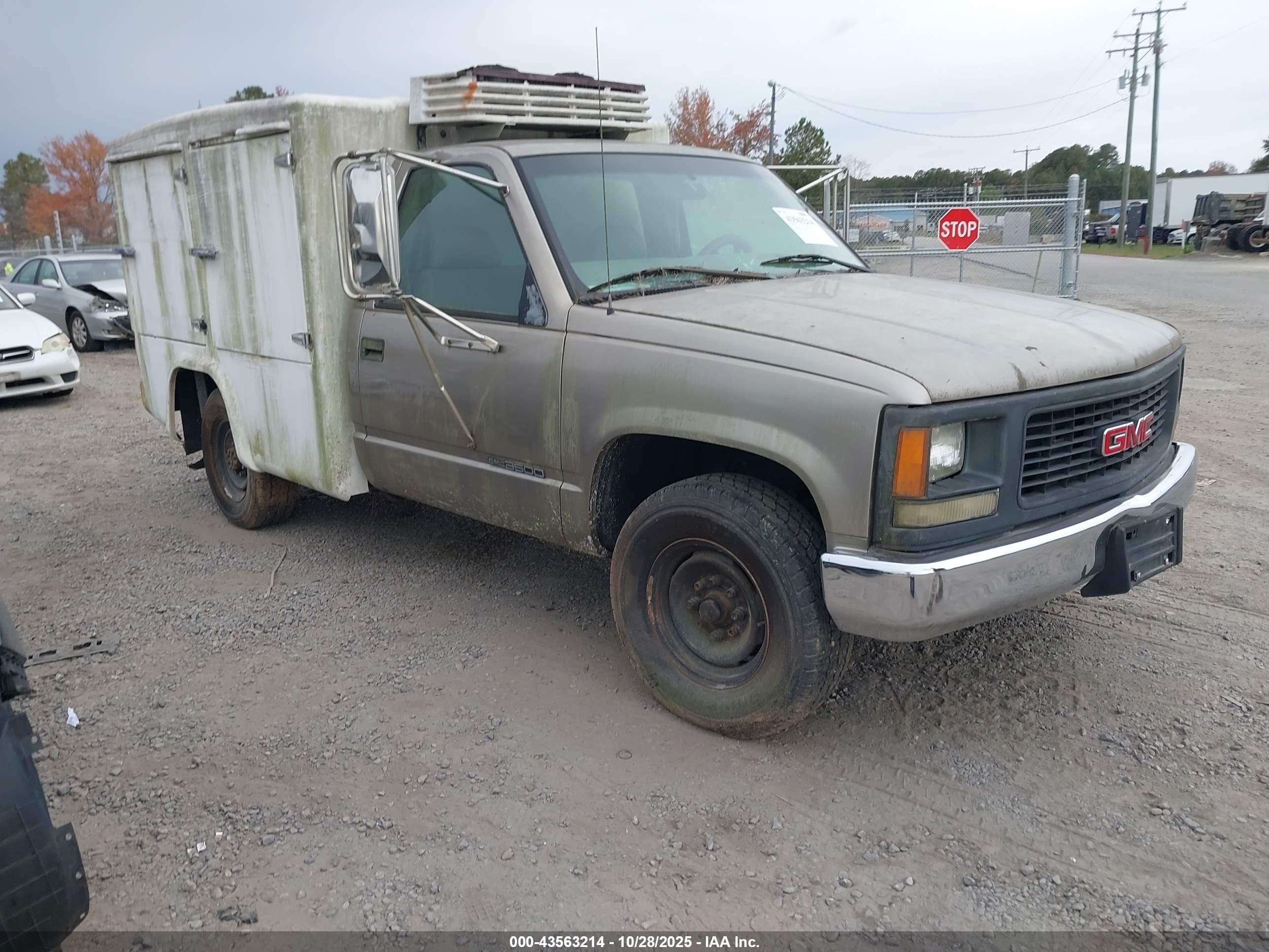 2000 GMC Sierra 3500, VIN 1GDGC34R0YF457931 — Mechanical