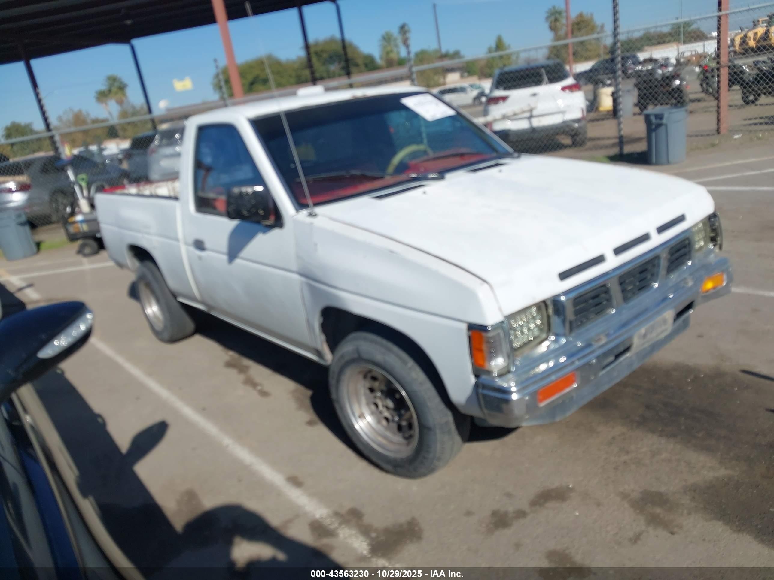 1990 Nissan Frontier, VIN 1N6SD11S0LC375440 — Side