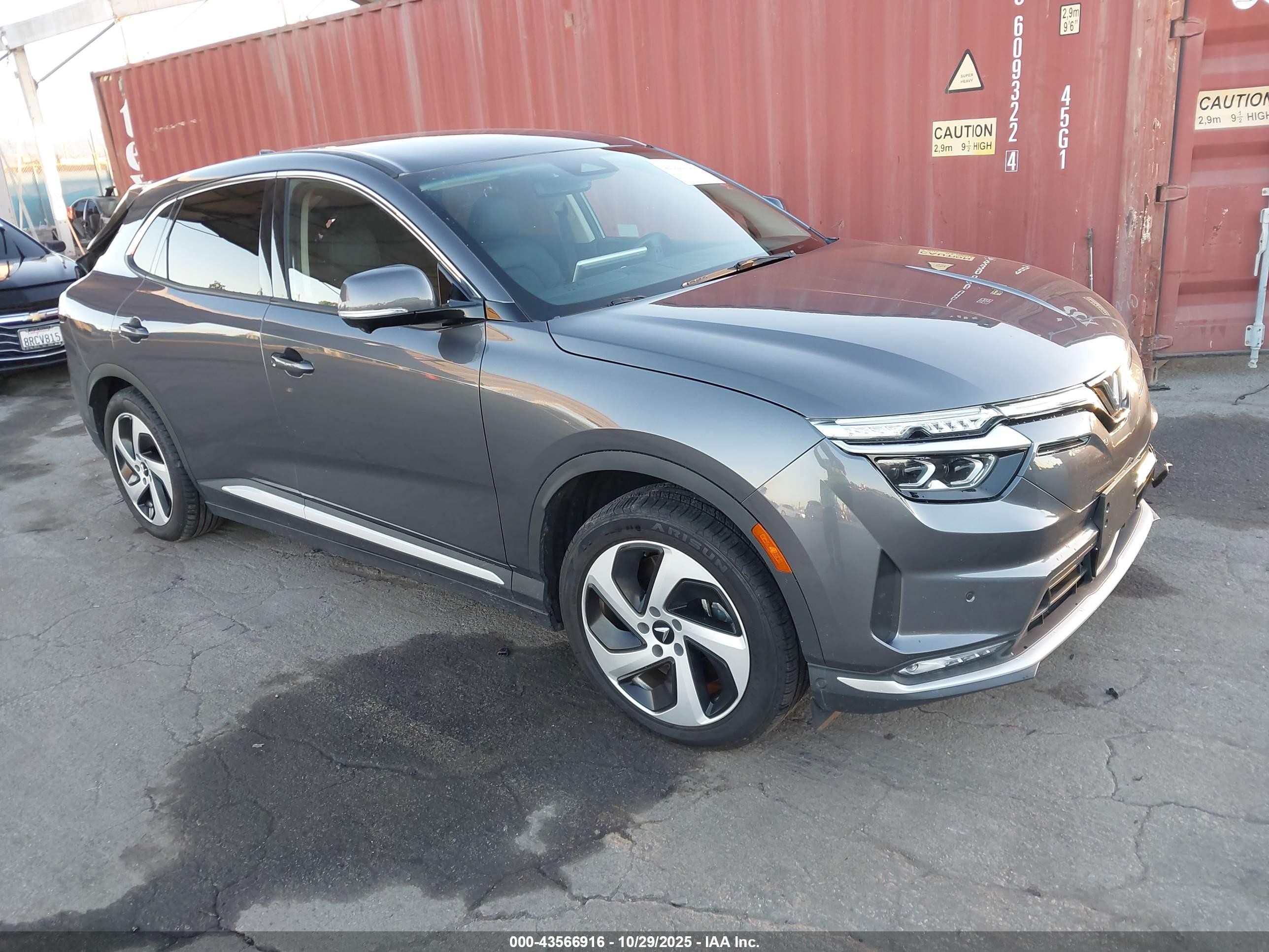 2024 VinFast VF 8 Eco, VIN RLLV1AEB8RH004613 — Rear end