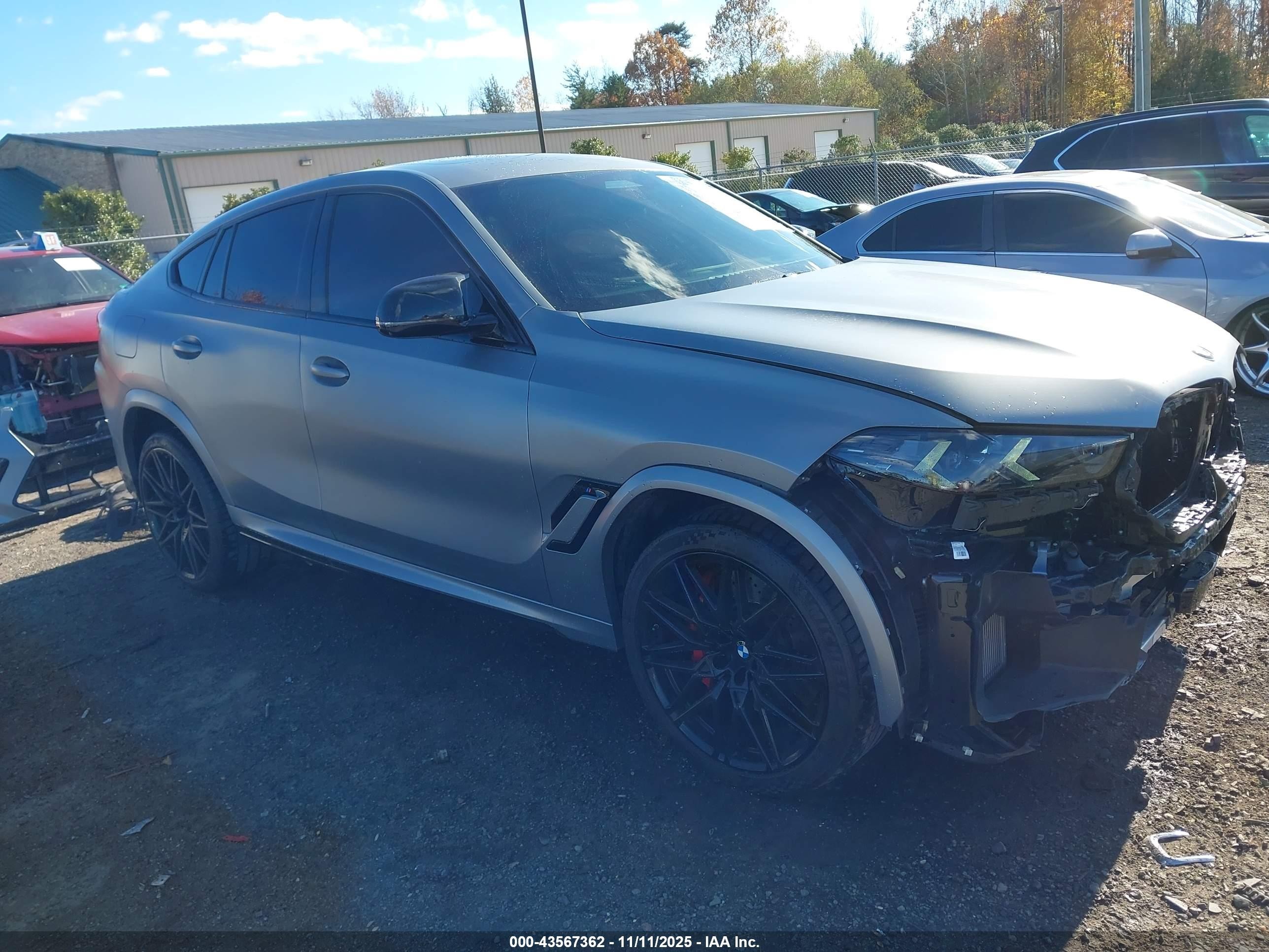 2025 BMW X6 M, VIN 5YM23ET06S9Y70480 — Front end