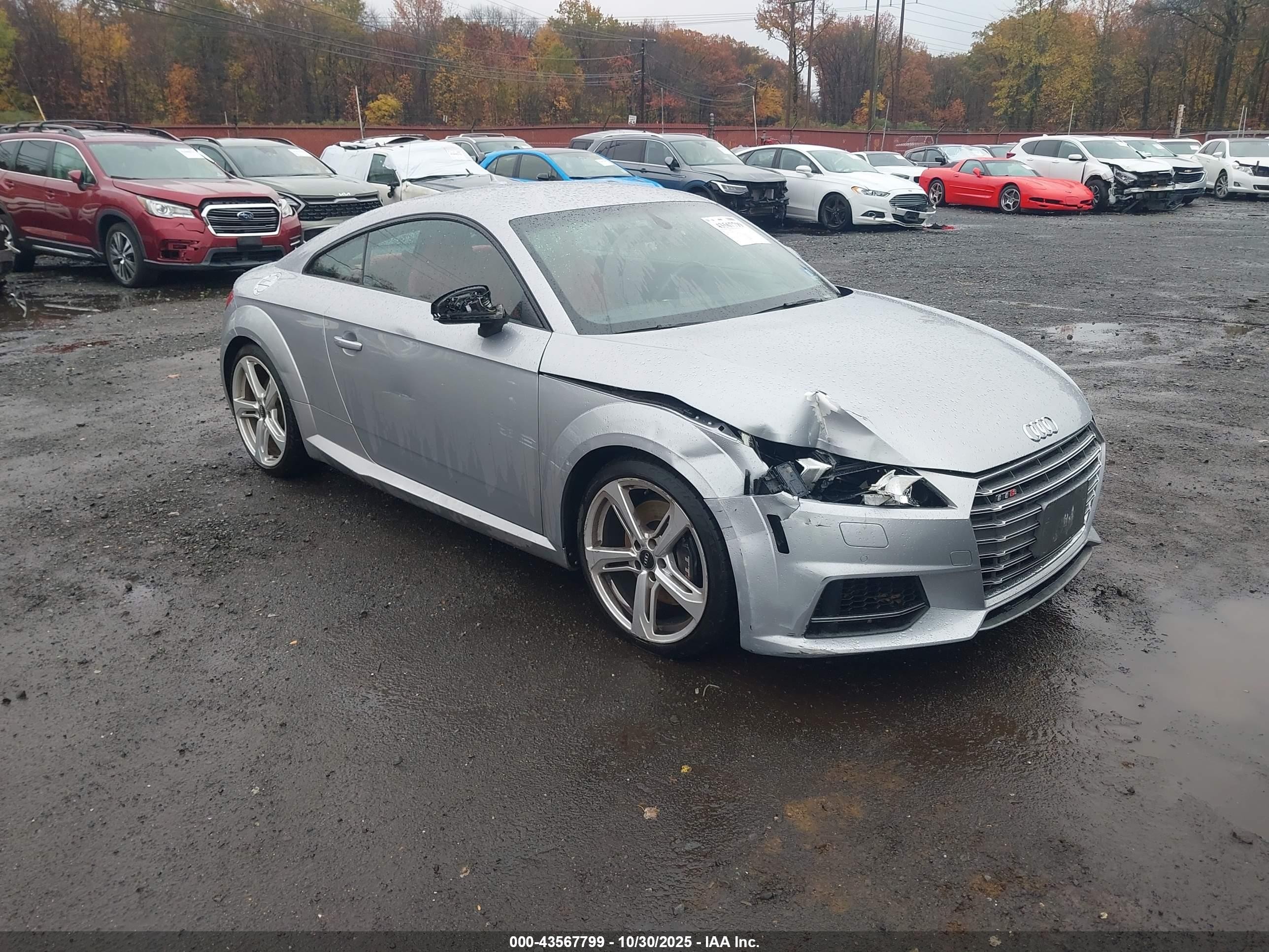 2016 Audi TTS 2.0T, VIN TRUC1AFV1G1028211 — Side