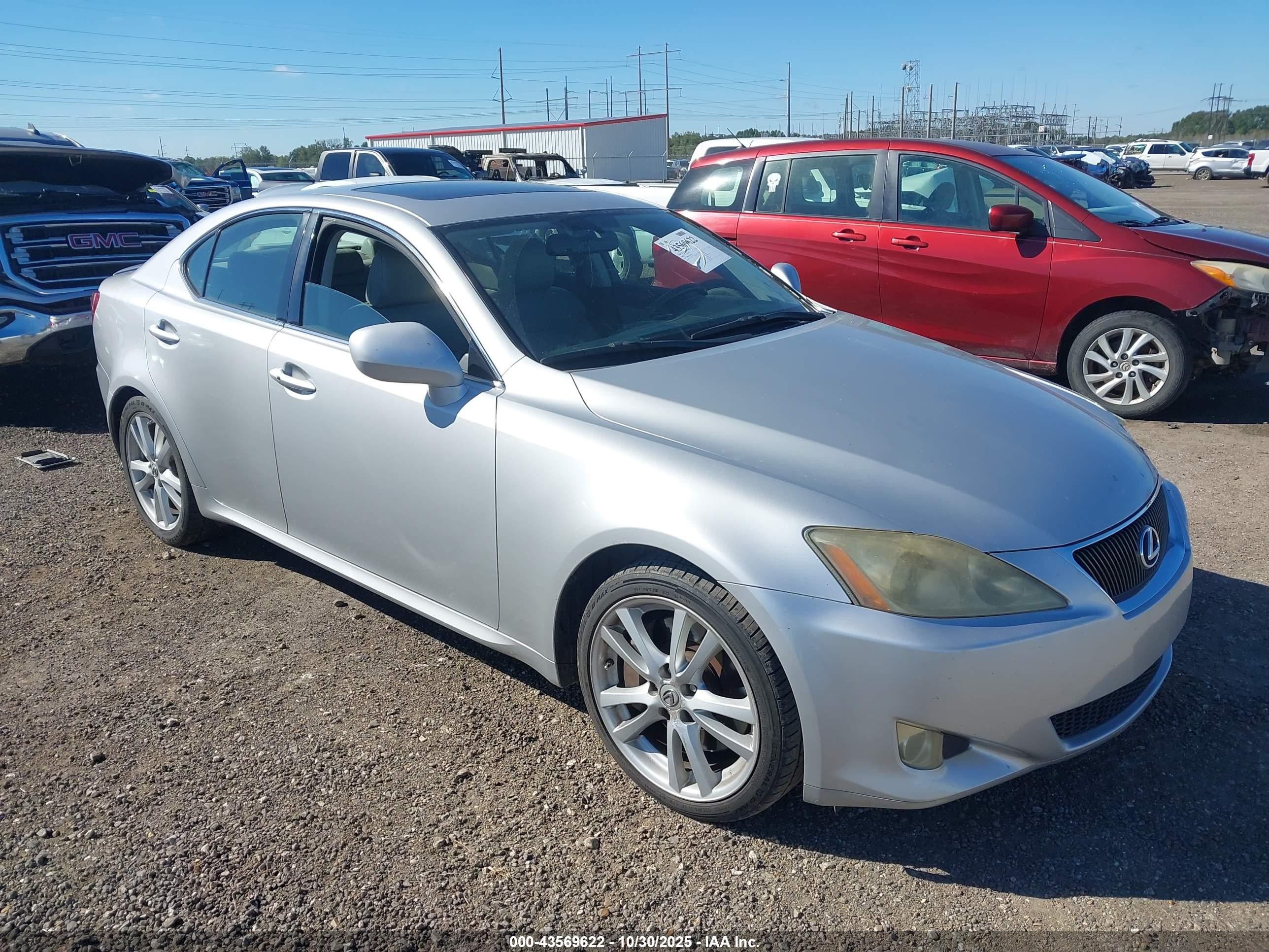 2006 Lexus IS 350, VIN JTHBE262965008302 — Фото с аукциона