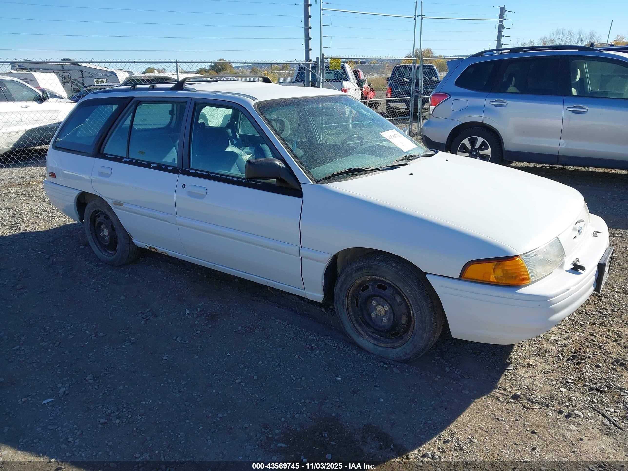 1996 Ford Escort LX, VIN 1FASP15J2TW155040 — Hail