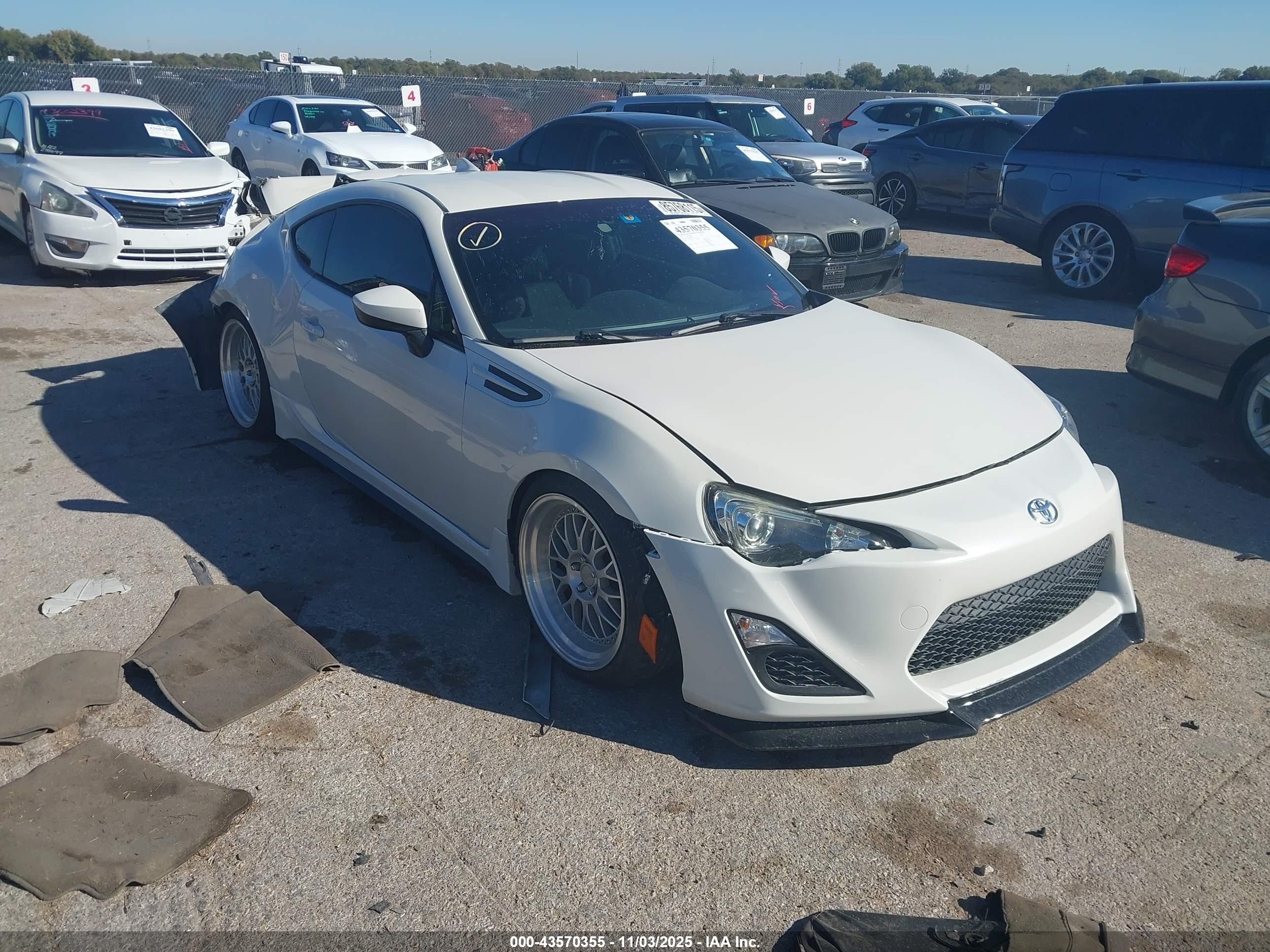 2015 Subaru BRZ Premium, VIN JF1ZCAB14F9603103 — Rear end