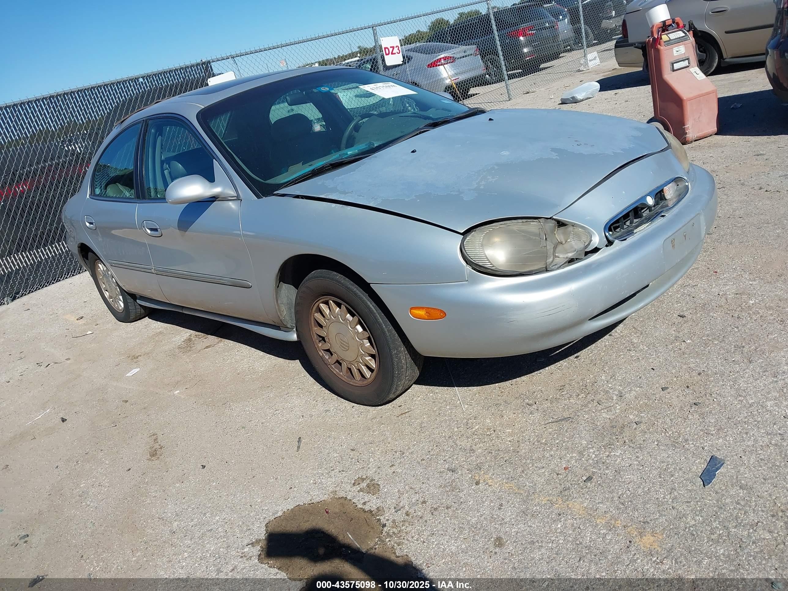 1996 Mercury Sable LS, VIN 1MELM53S8TA639588 — Перед