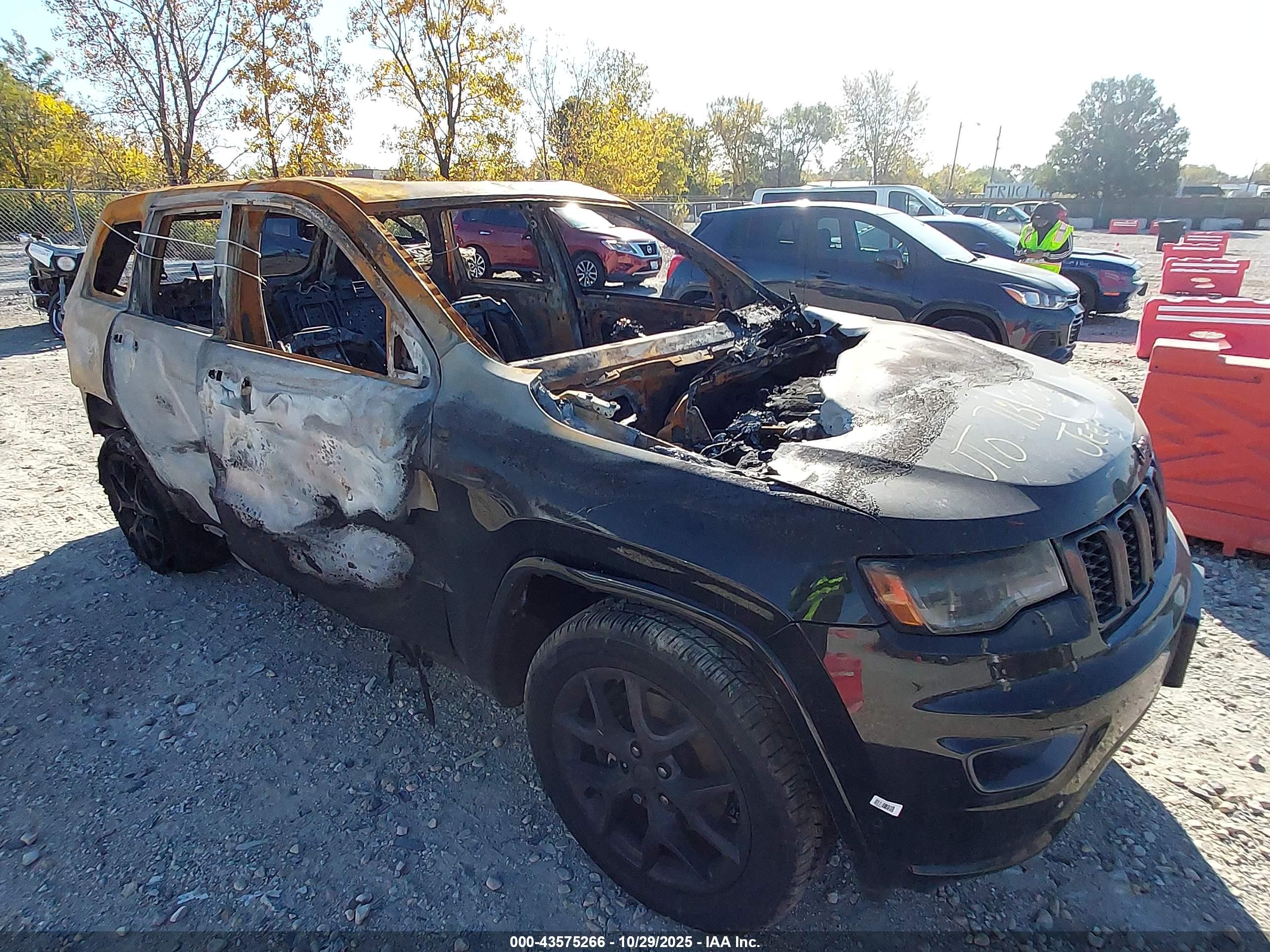 2021 Jeep Grand Cherokee Limited, VIN 1C4RJFBG9MC818347 — Interior fire