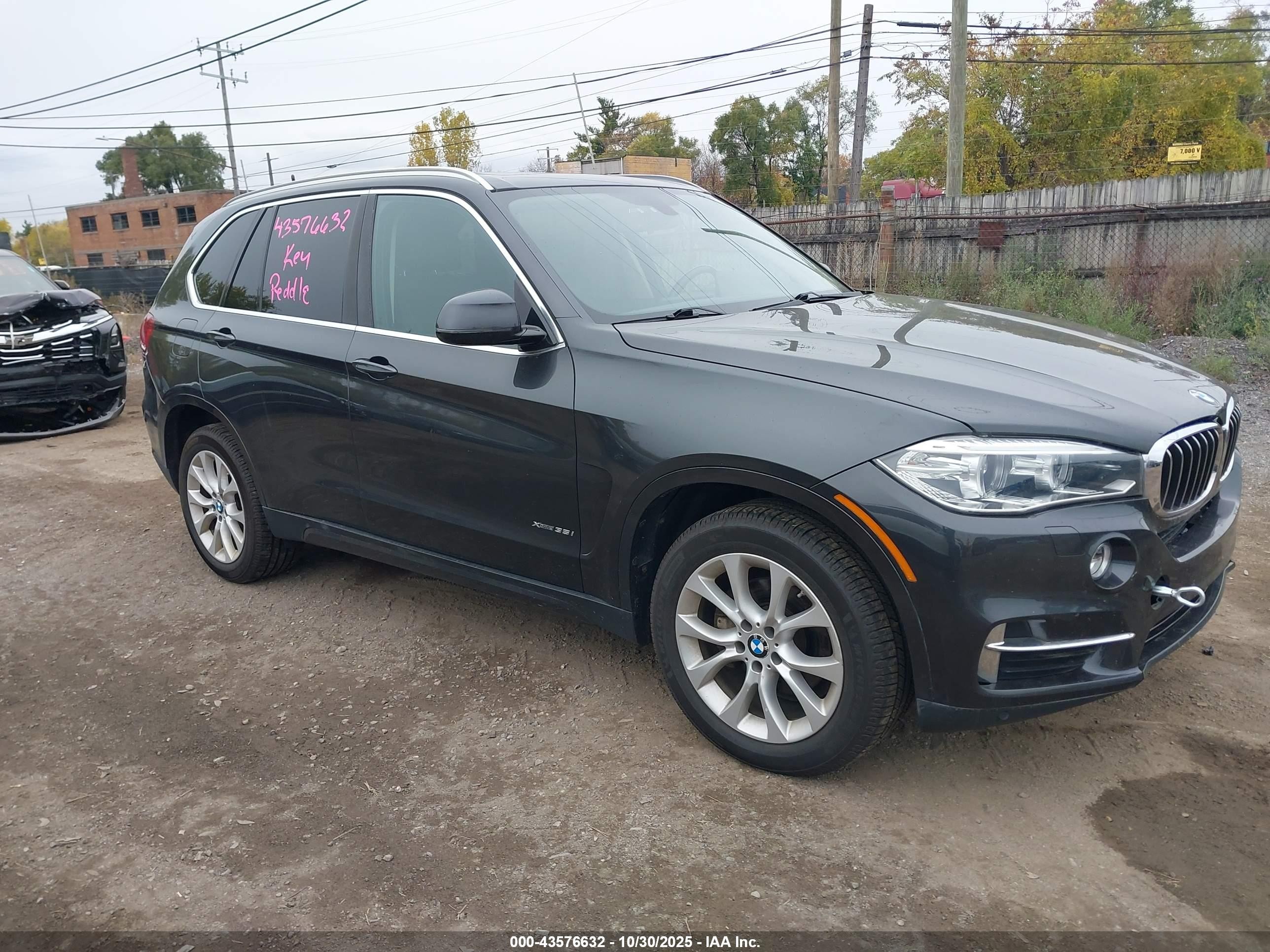 2015 BMW X5 xDrive35i, VIN 5UXKR0C5XF0K57454 — Front end