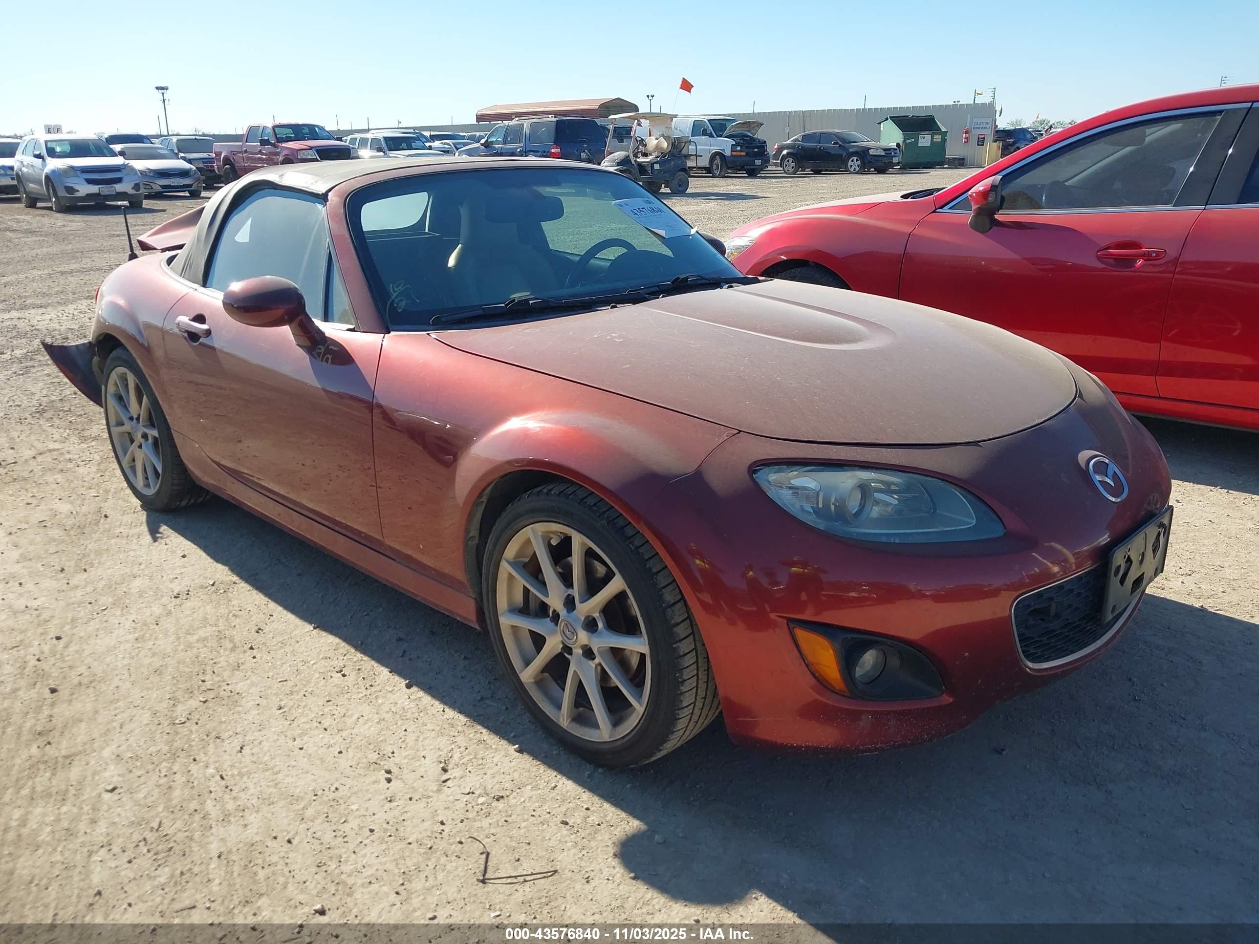 2009 Mazda MX-5 Miata Touring, VIN JM1NC25F390200650 — Rear end