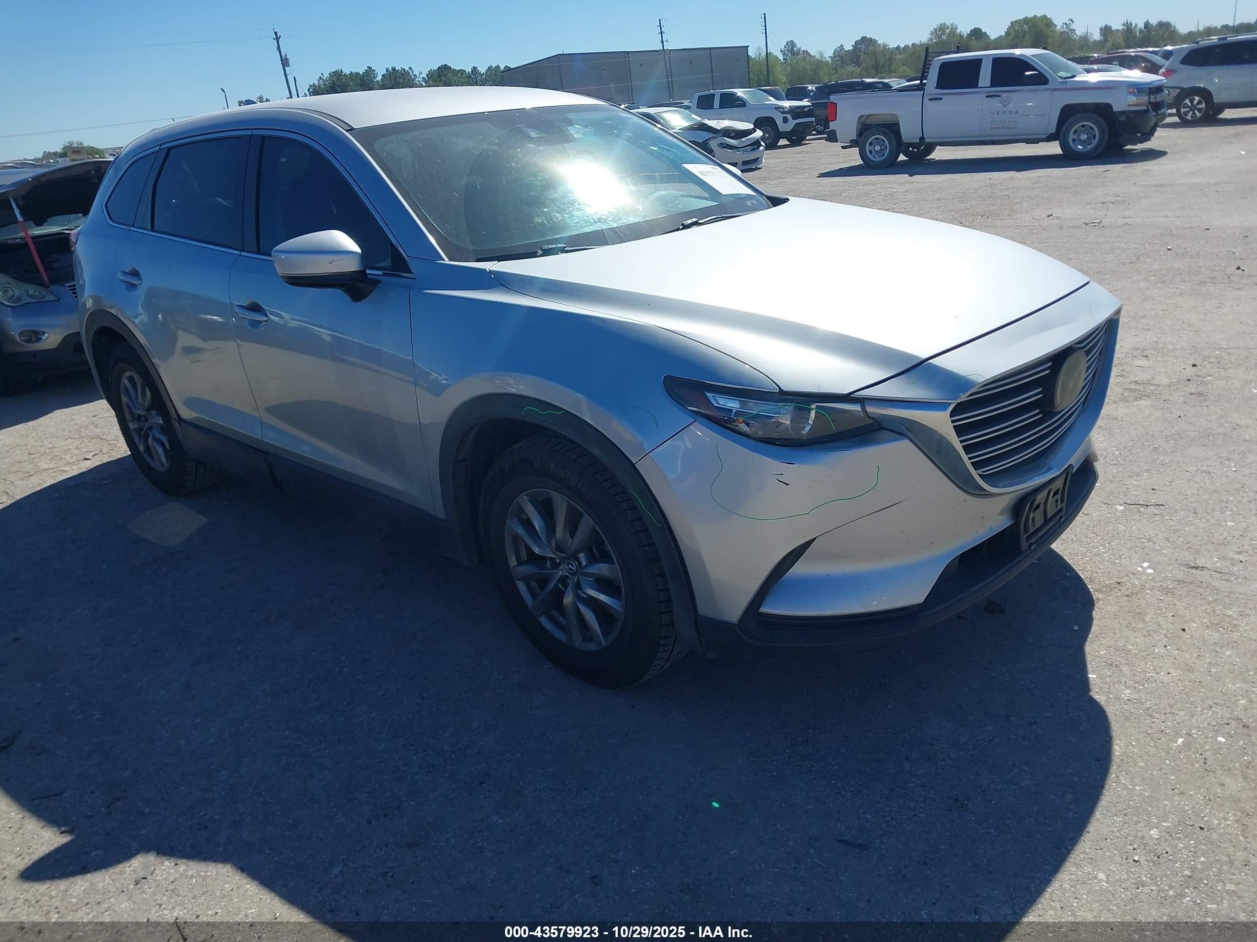 2018 Mazda CX-9 Sport, VIN JM3TCABY3J0215605 — Фото с аукциона