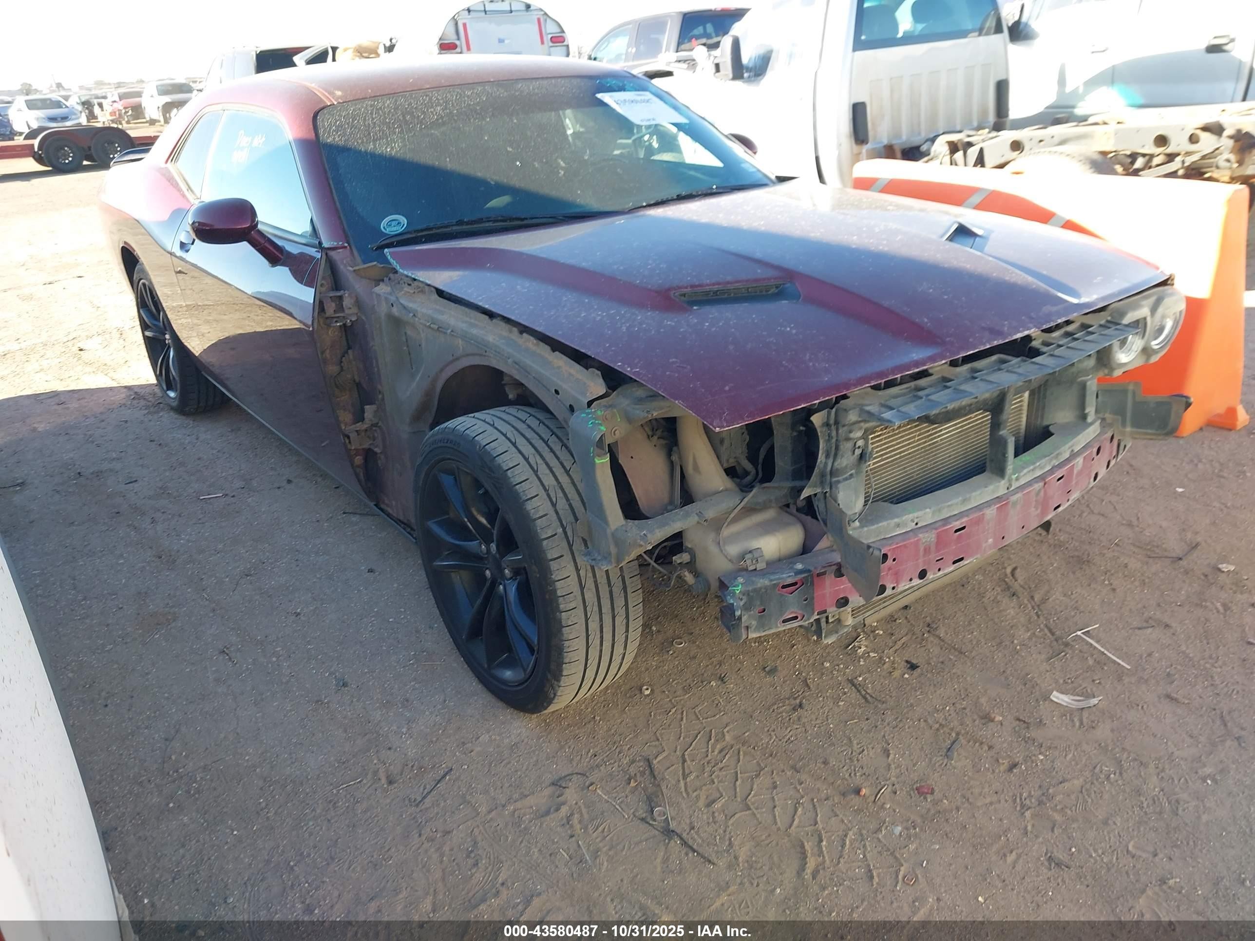 2017 Dodge Challenger SXT Plus, VIN 2C3CDZAG3HH598131 — Фото с аукциона