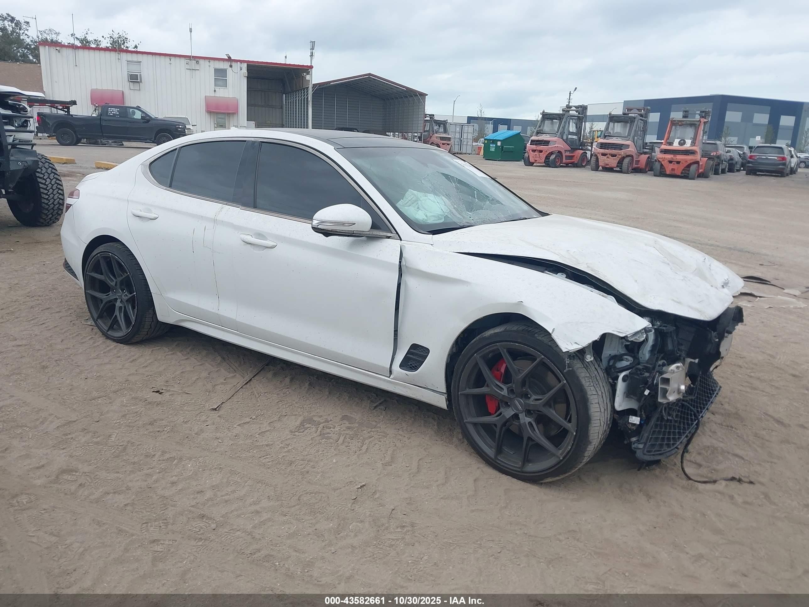 2022 Genesis G70 Launch Edition, VIN KMTG14TE4NU082214 — Front end