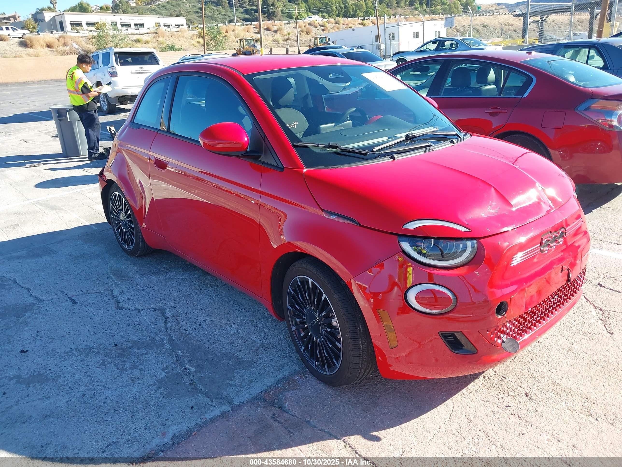 2024 FIAT 500e INSPI(RED), VIN ZFAFFAA40RX220430 — All over
