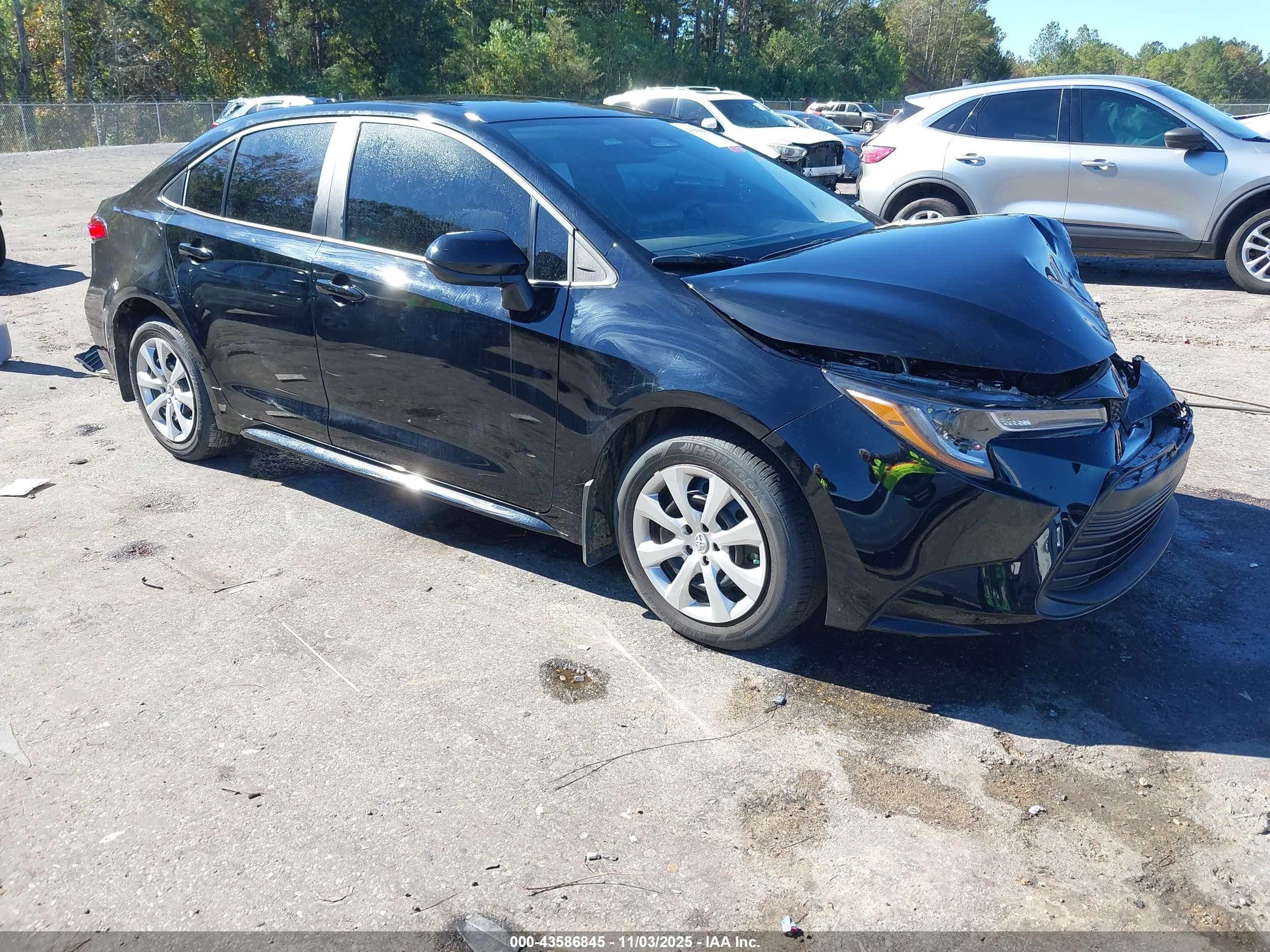 2025 Toyota Corolla LE, VIN 5YFB4MDE9SP329590 — Front end