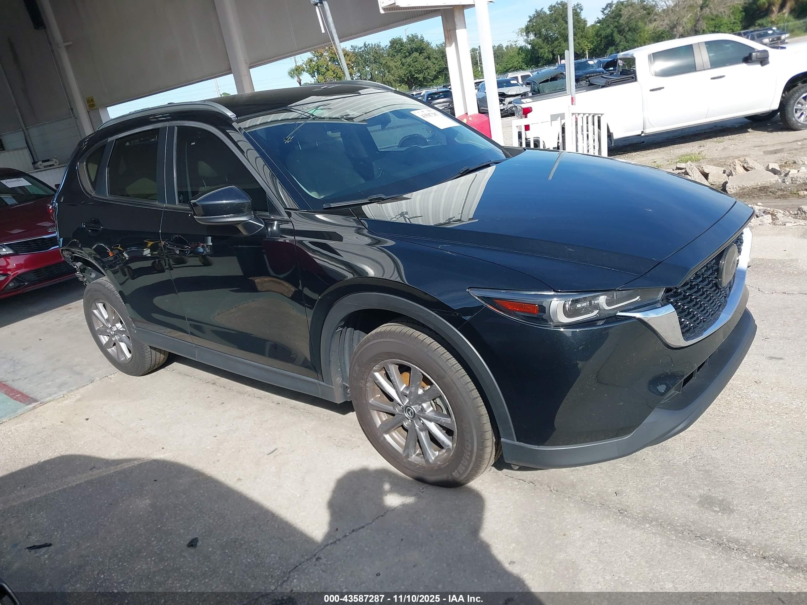 2022 Mazda CX-5 S Select, VIN JM3KFBBM6N0533715 — Зад