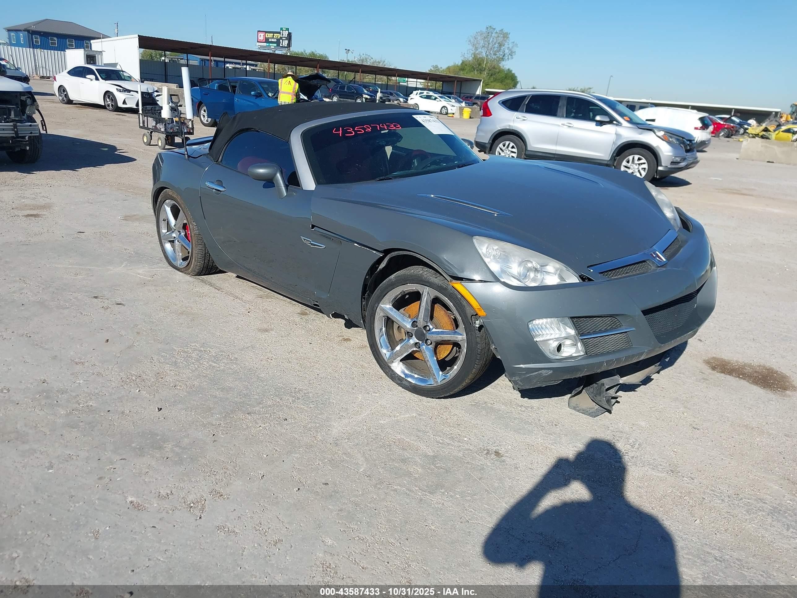 2008 Saturn Sky, VIN 1G8MB35B38Y119191 — Undercarriage
