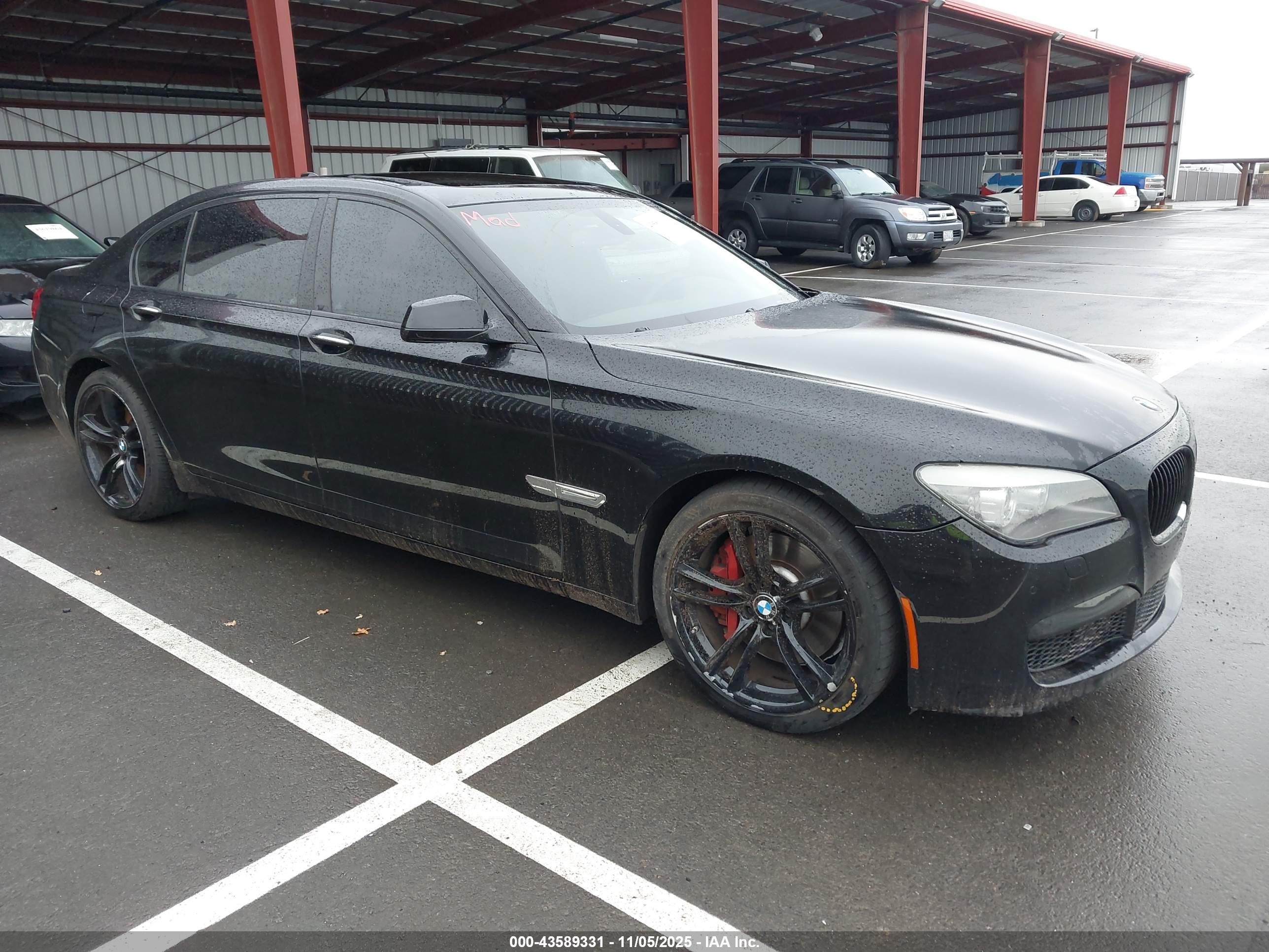 2011 BMW 7 Series 750Li, VIN WBAKB8C51BCY66264 — Normal wear