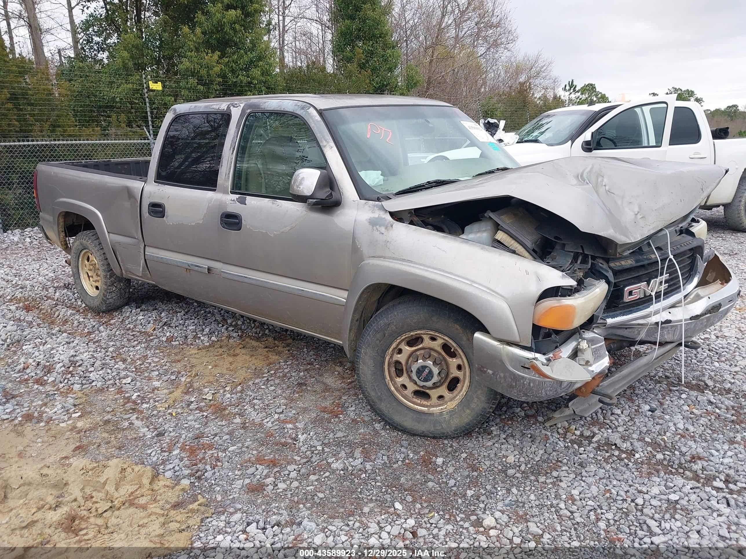 2002 GMC Sierra 2500HD SLE, VIN 1GTHK23192F205488 — Biohazard / chemical