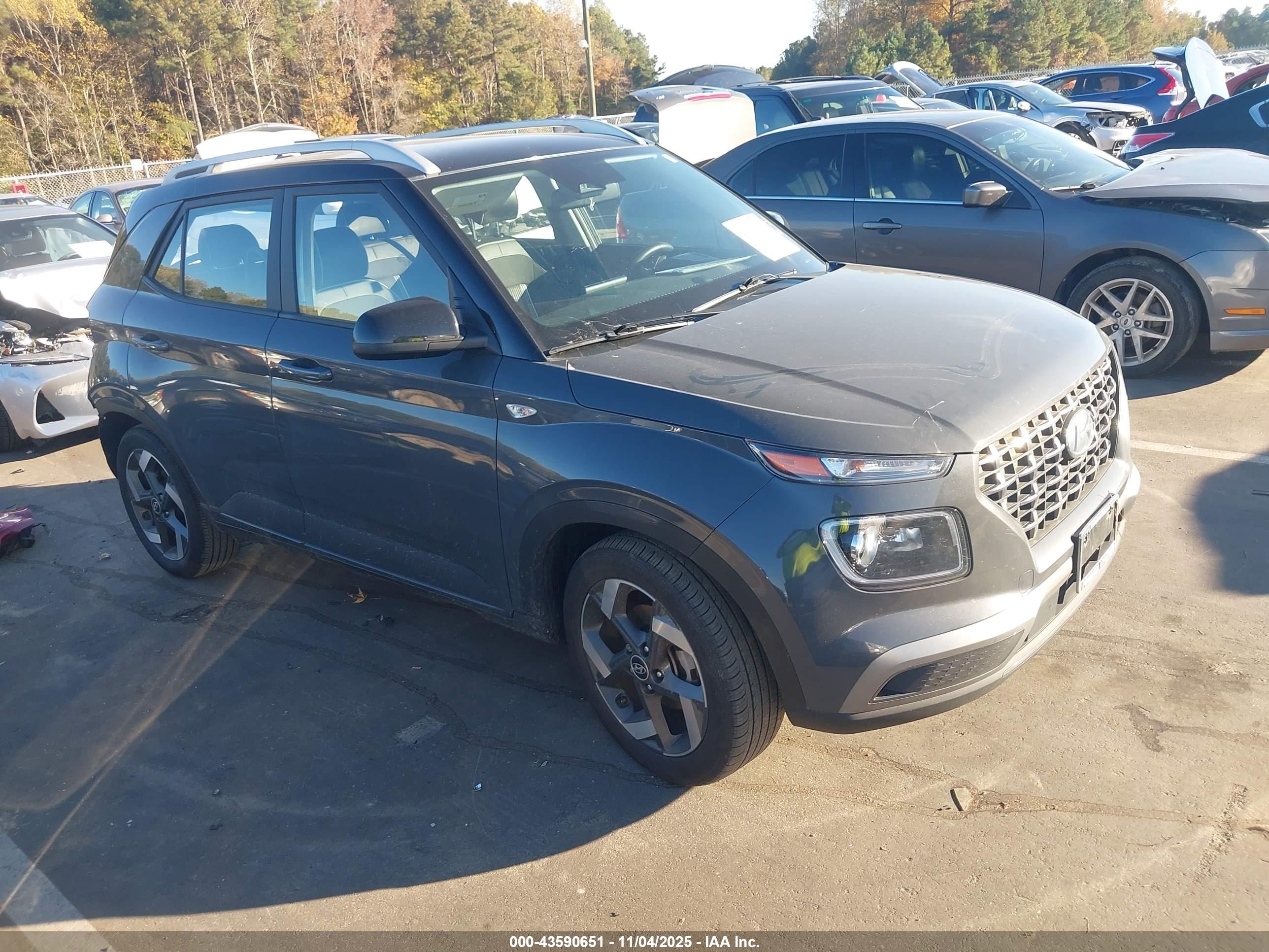 2023 Hyundai Venue Limited, VIN KMHRC8A33PU263877 — Rear end